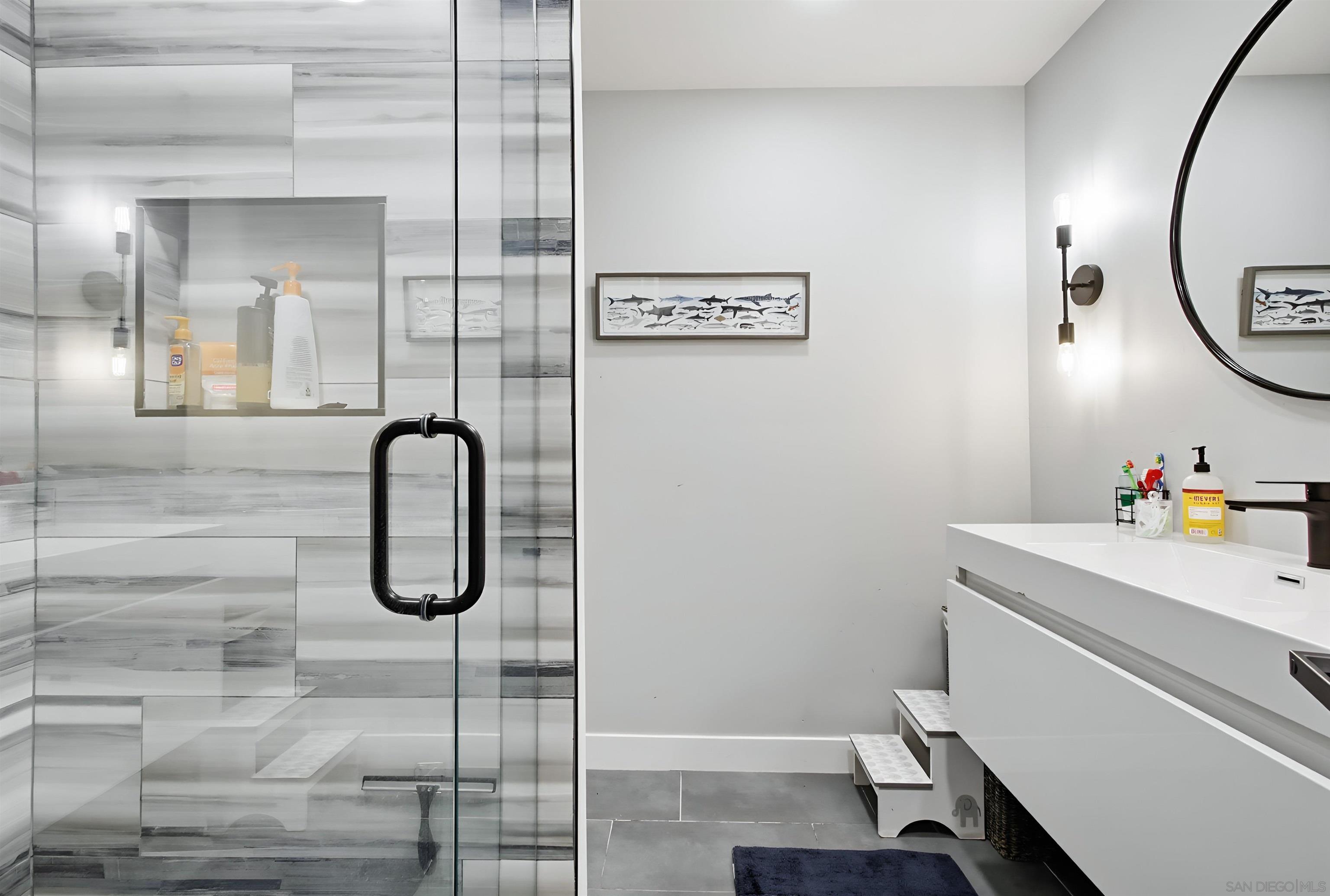 Detail Gallery Image 17 of 32 For 3558  Siembre St, Bonita,  CA 91902 - 4 Beds | 3 Baths