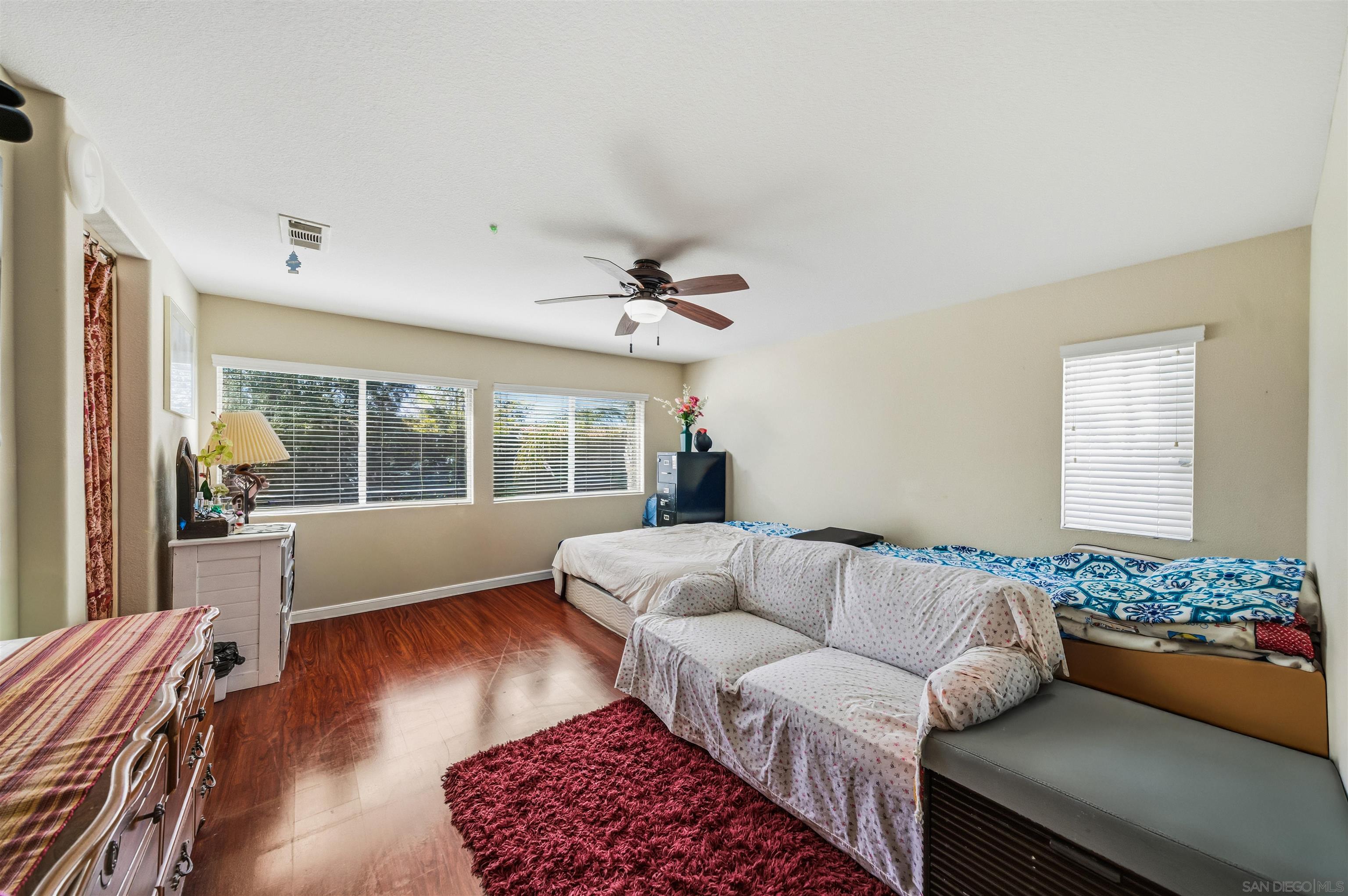 Detail Gallery Image 10 of 22 For 40661  Cartier St, Murrieta,  CA 92563 - 4 Beds | 2/1 Baths