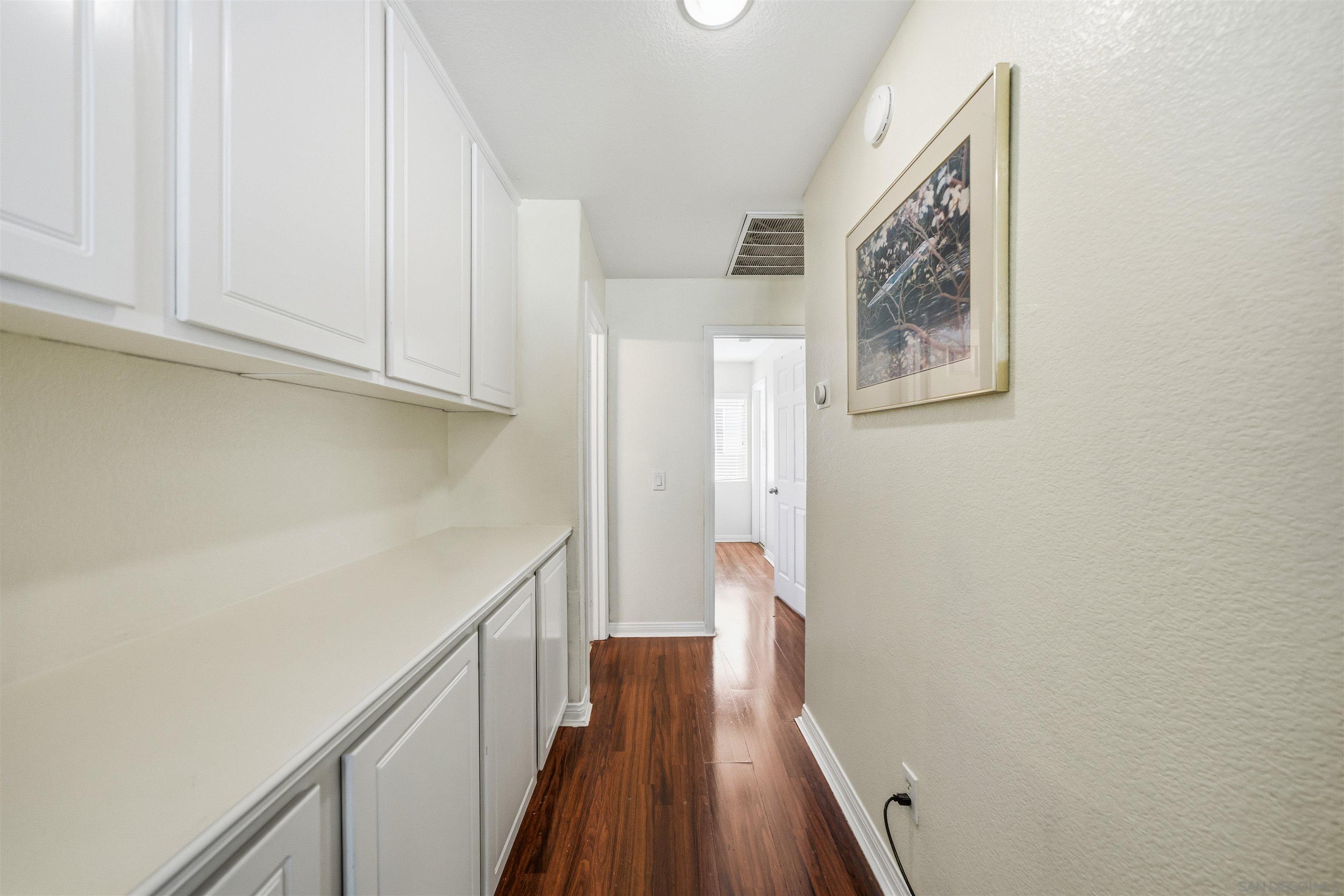 Detail Gallery Image 9 of 22 For 40661  Cartier St, Murrieta,  CA 92563 - 4 Beds | 2/1 Baths