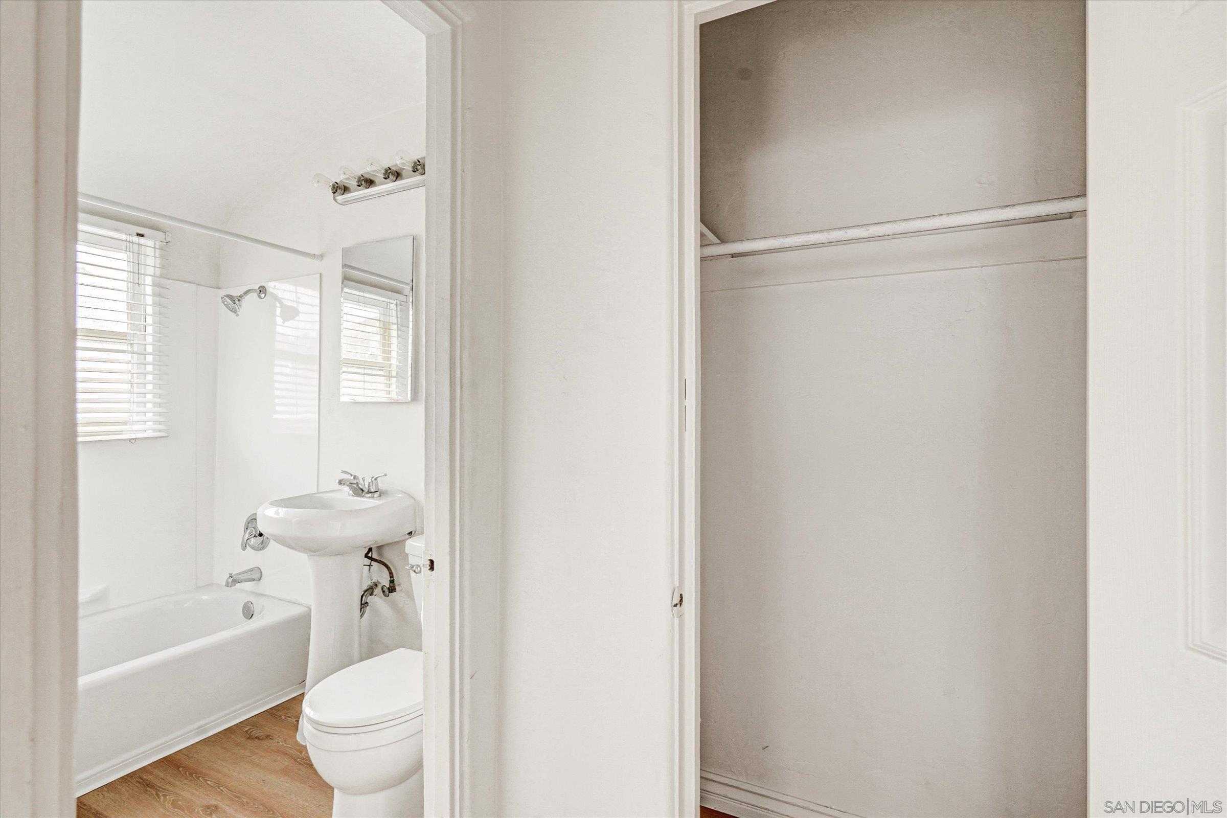 Detail Gallery Image 13 of 21 For 5080  Del Monte Ave  5080, San Diego,  CA 92107 - 1 Beds | 1 Baths