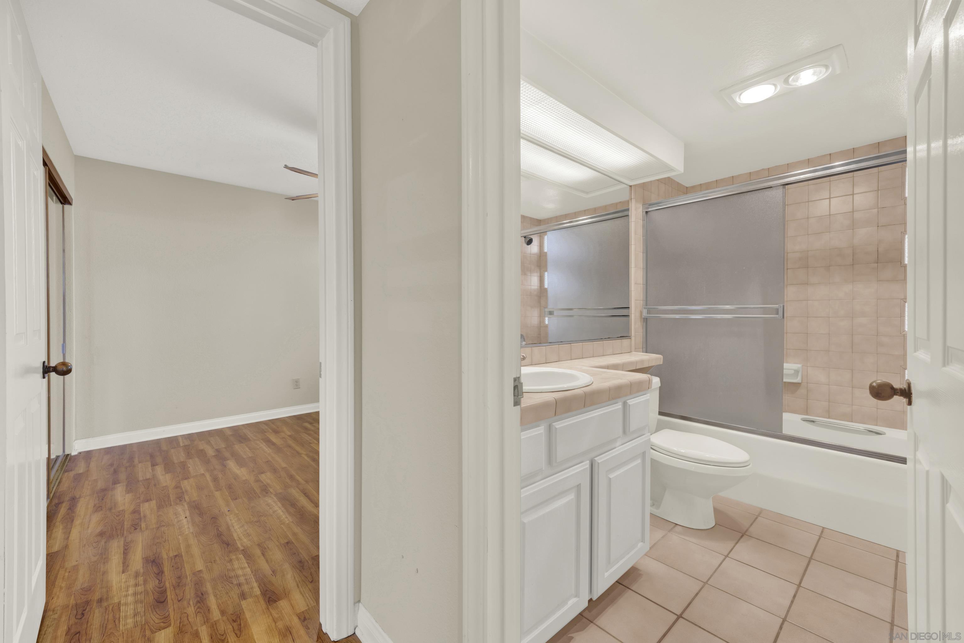 Detail Gallery Image 15 of 33 For 1308-14  Locust St, San Diego,  CA 92106 - – Beds | – Baths