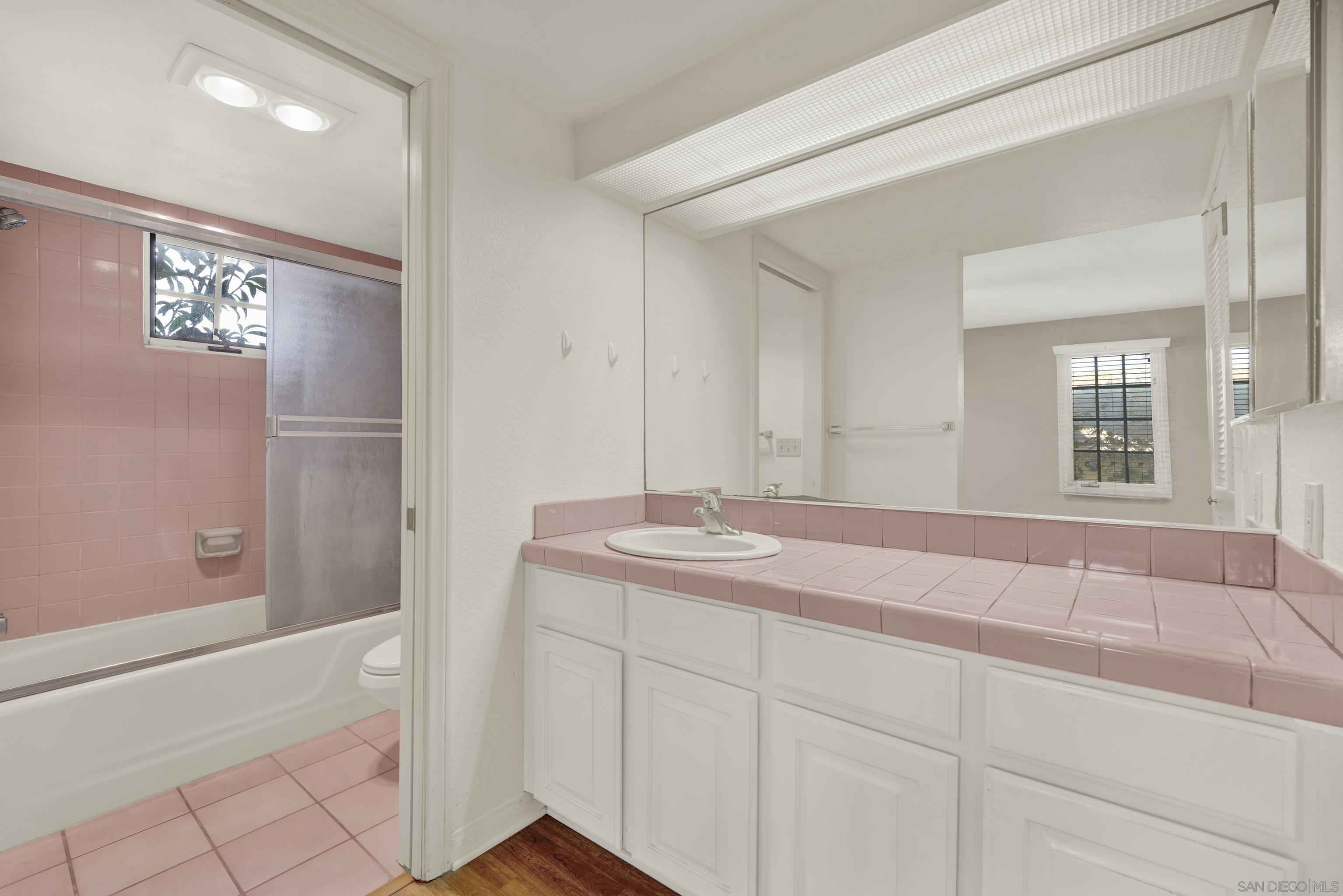 Detail Gallery Image 25 of 33 For 1308-14  Locust St, San Diego,  CA 92106 - – Beds | – Baths