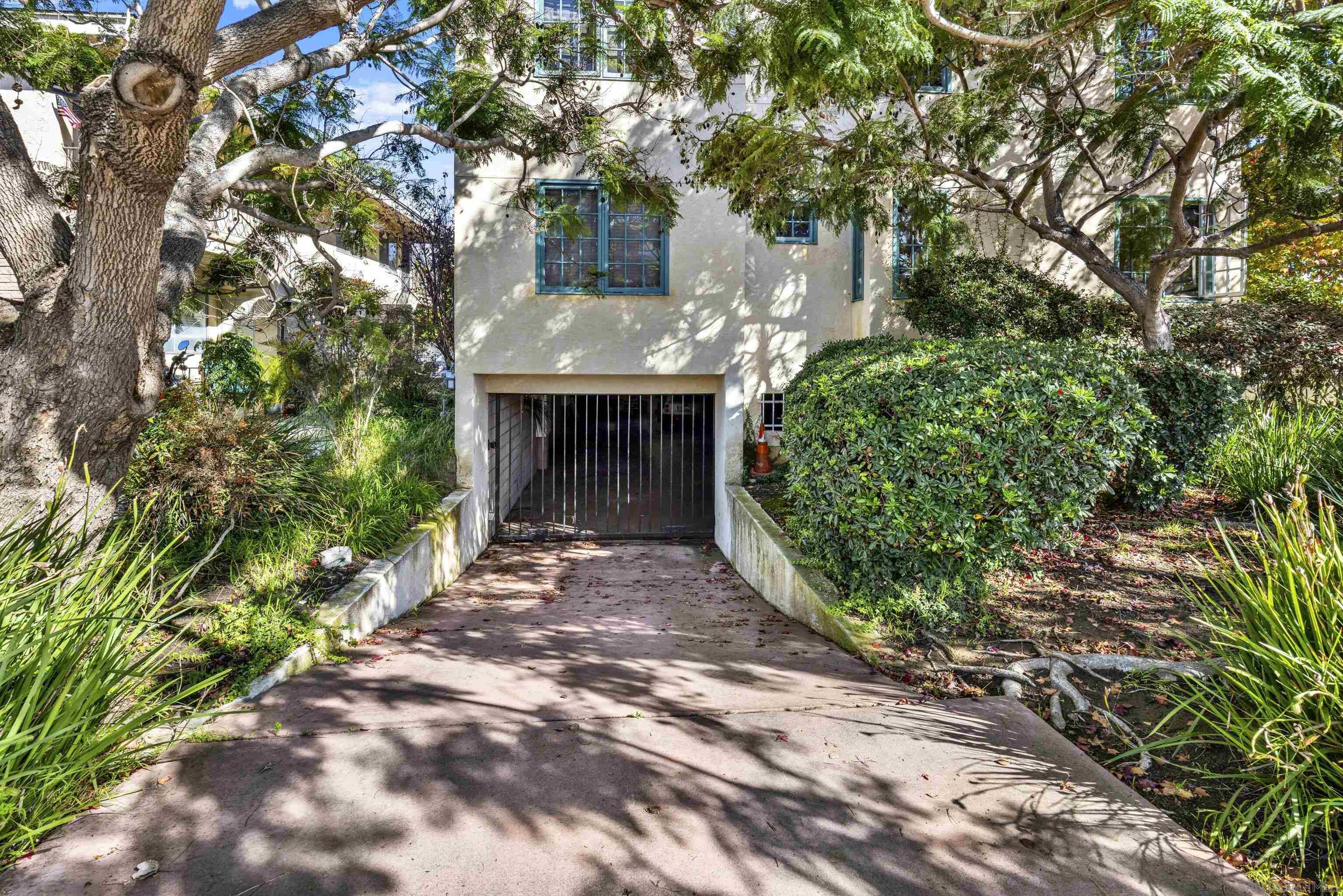 Detail Gallery Image 29 of 33 For 1308-14  Locust St, San Diego,  CA 92106 - – Beds | – Baths