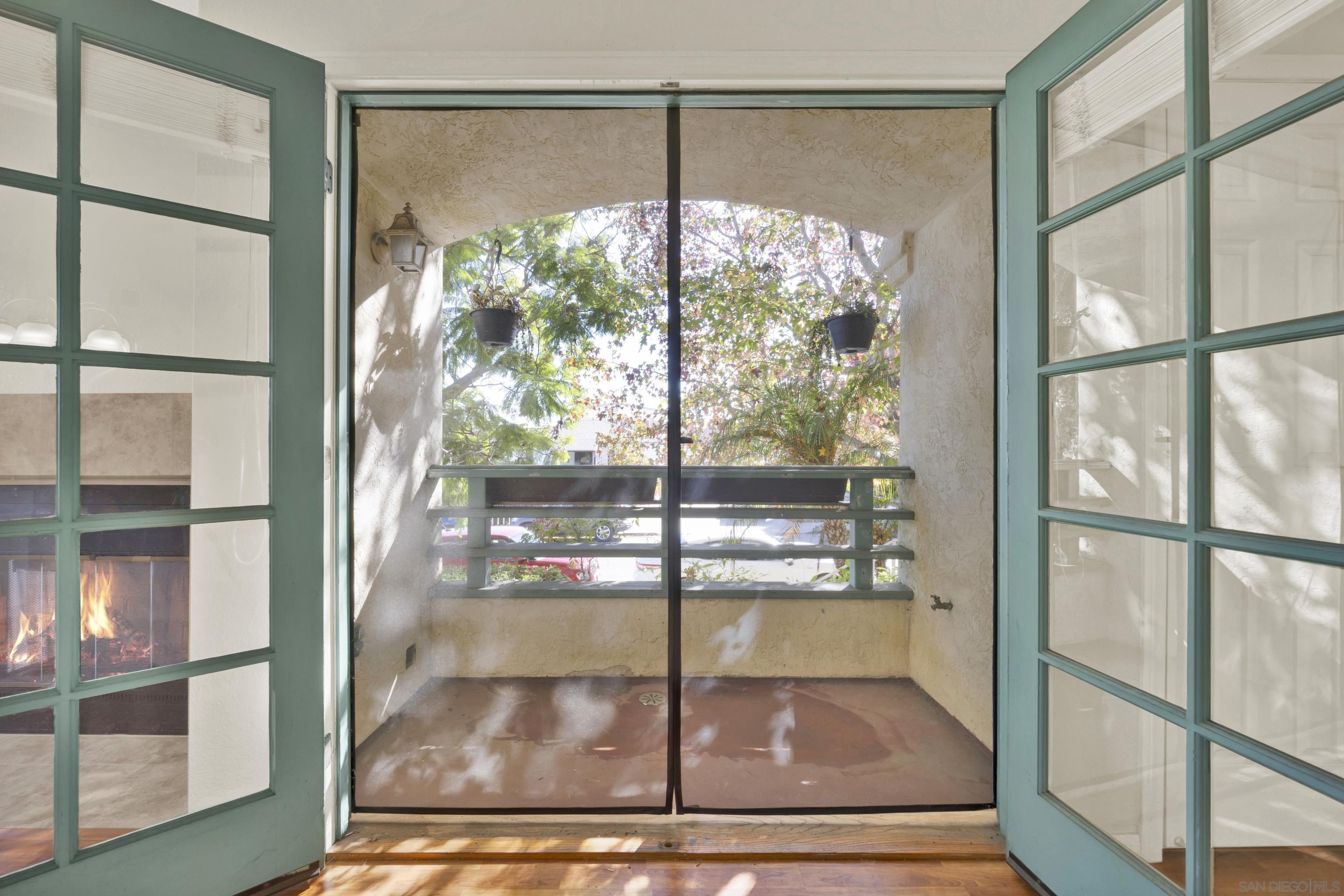 Detail Gallery Image 6 of 33 For 1308-14  Locust St, San Diego,  CA 92106 - – Beds | – Baths