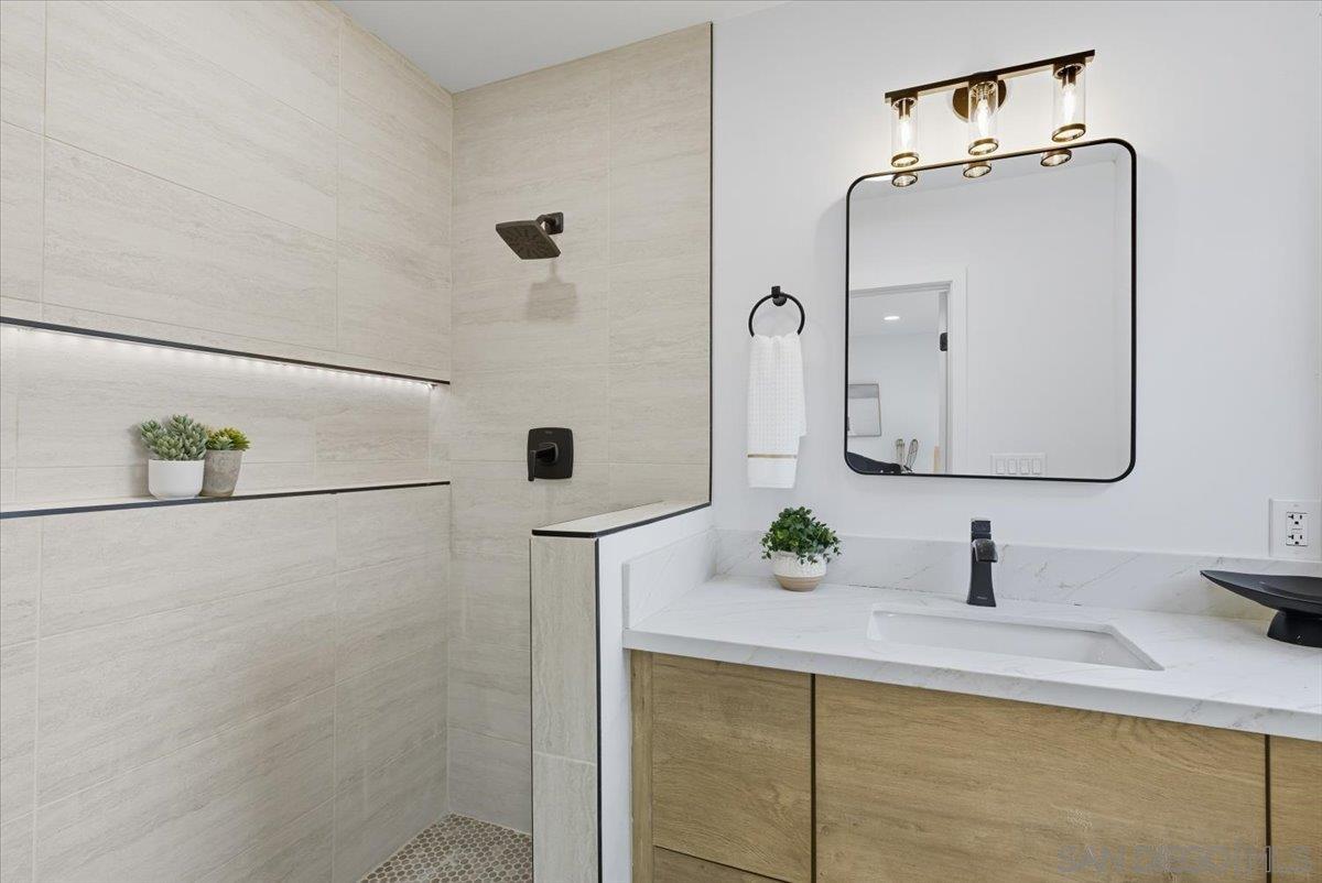 Detail Gallery Image 12 of 21 For 4352  Athens St, San Diego,  CA 92115 - 3 Beds | 2 Baths