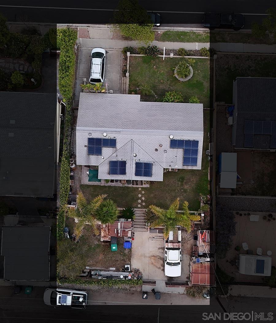 Detail Gallery Image 2 of 2 For 4036  Clairemont Drive, San Diego,  CA 92117 - 3 Beds | 2 Baths