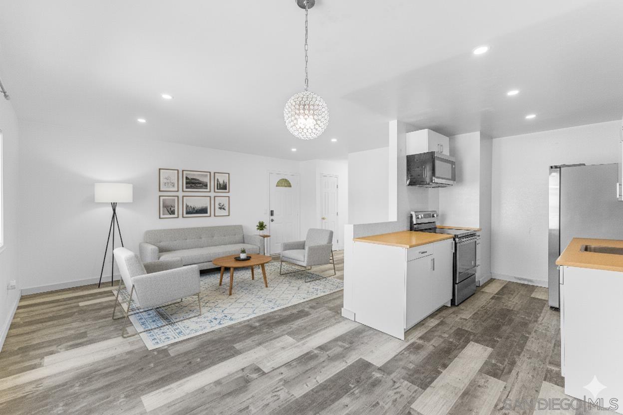 Detail Gallery Image 2 of 37 For 1641  Pentecost Way  #10,  San Diego,  CA 92105 - 1 Beds | 1 Baths