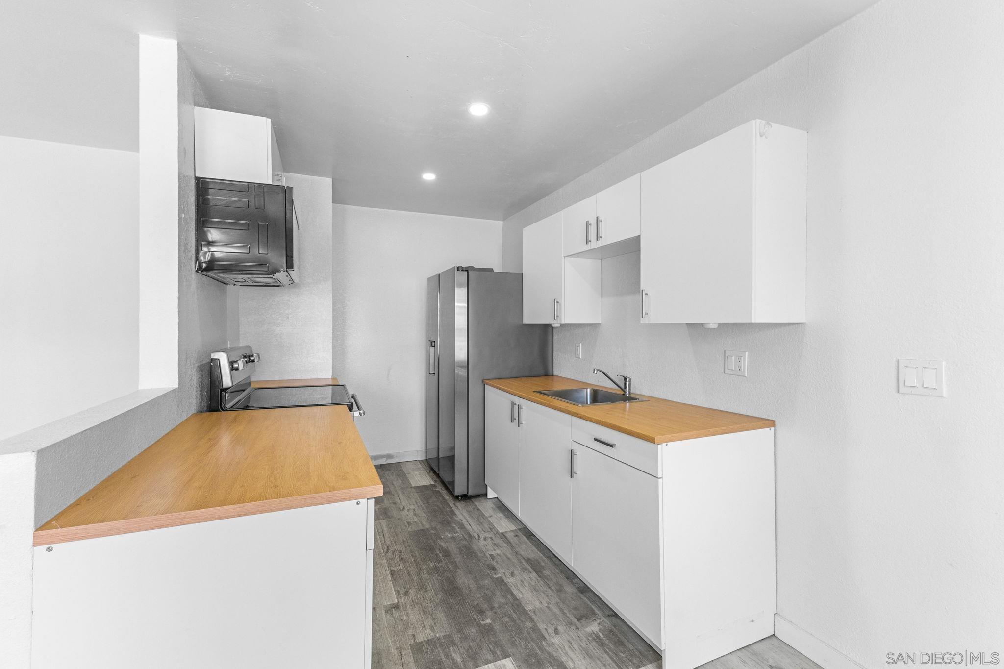 Detail Gallery Image 21 of 37 For 1641  Pentecost Way  #10,  San Diego,  CA 92105 - 1 Beds | 1 Baths