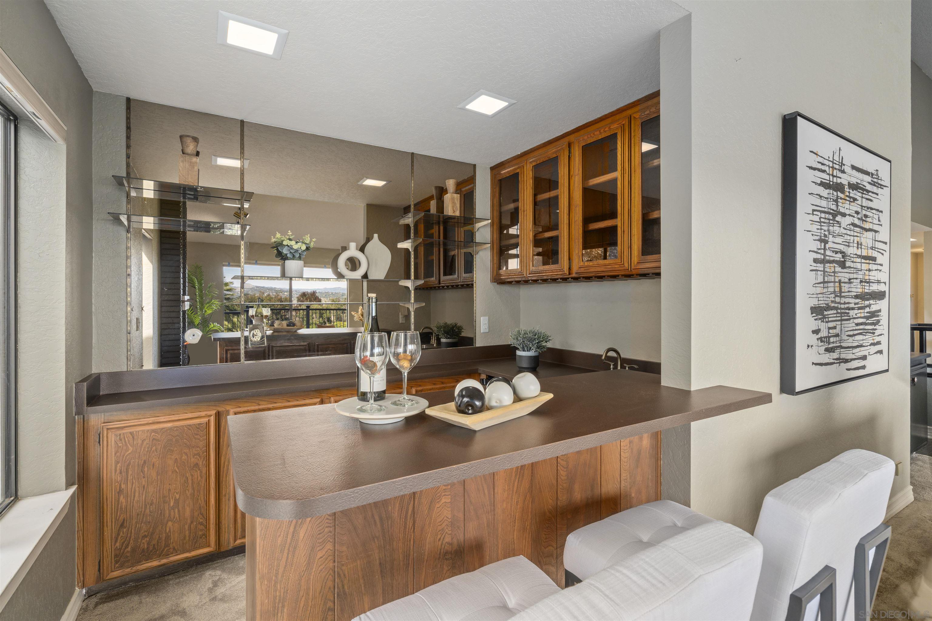 Detail Gallery Image 14 of 30 For 12916  Polvera Ave, San Diego,  CA 92128 - 6 Beds | 3/1 Baths