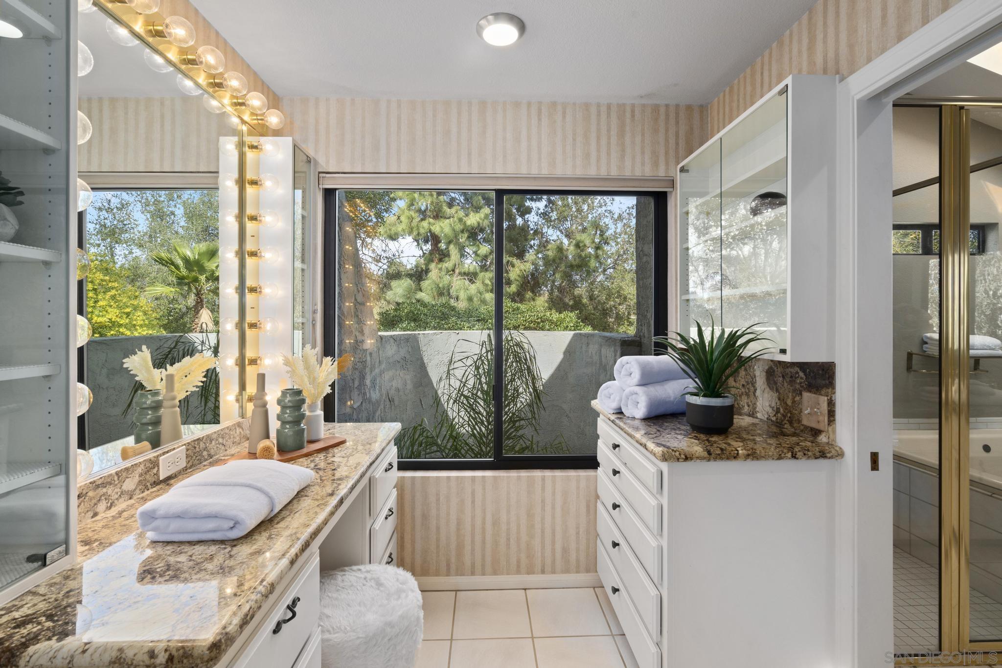 Detail Gallery Image 18 of 30 For 12916  Polvera Ave, San Diego,  CA 92128 - 6 Beds | 3/1 Baths