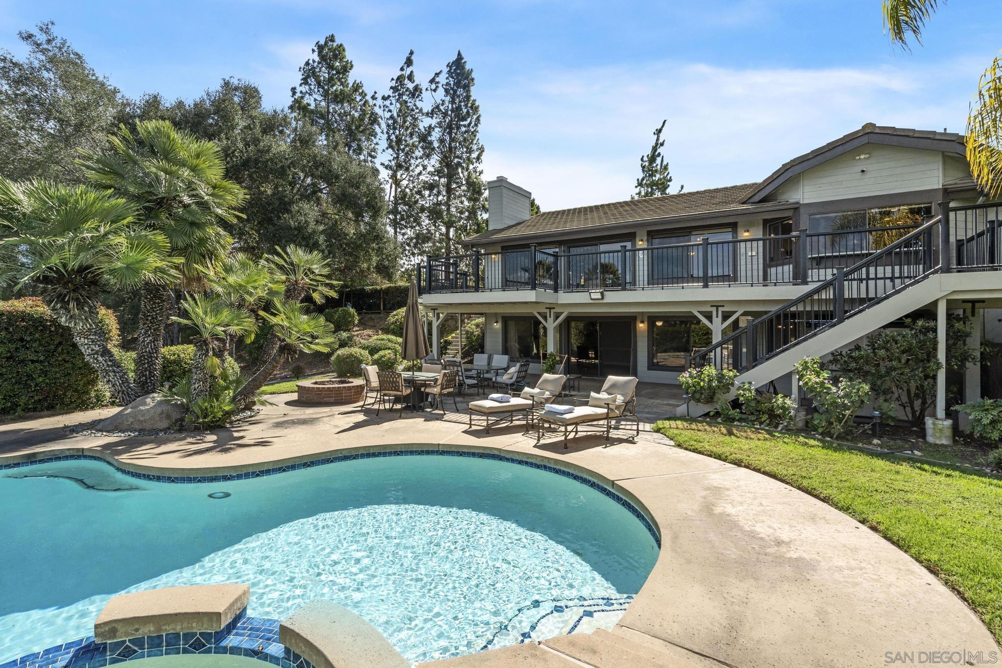 Detail Gallery Image 24 of 30 For 12916  Polvera Ave, San Diego,  CA 92128 - 6 Beds | 3/1 Baths