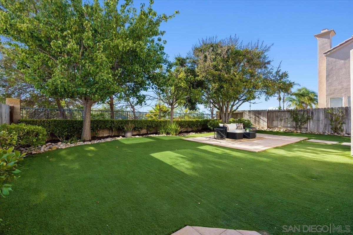 Front Image Thumbnail for SD250044472