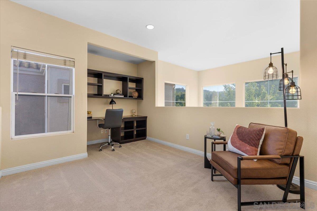 Detail Gallery Image 14 of 22 For 10818  Caminito Arcada, San Diego,  CA 92131 - 4 Beds | 2/1 Baths