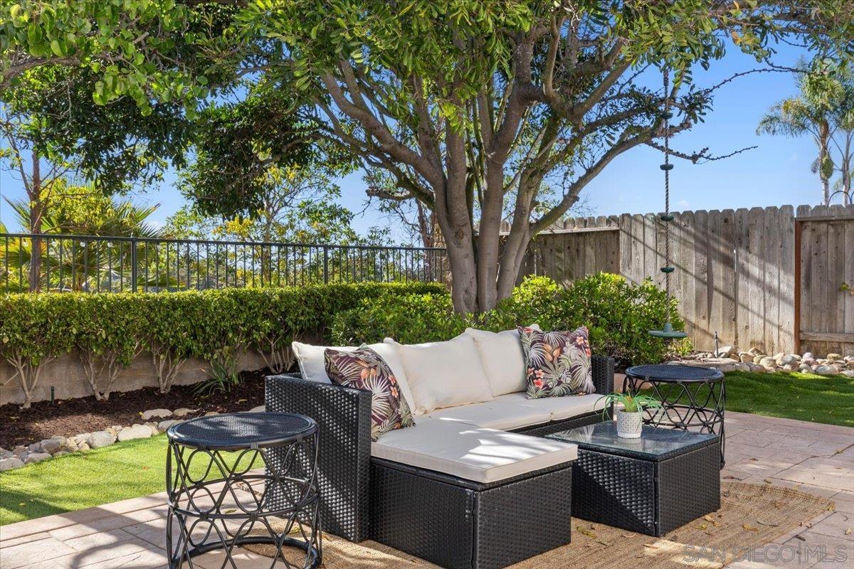 Detail Gallery Image 17 of 22 For 10818  Caminito Arcada, San Diego,  CA 92131 - 4 Beds | 2/1 Baths