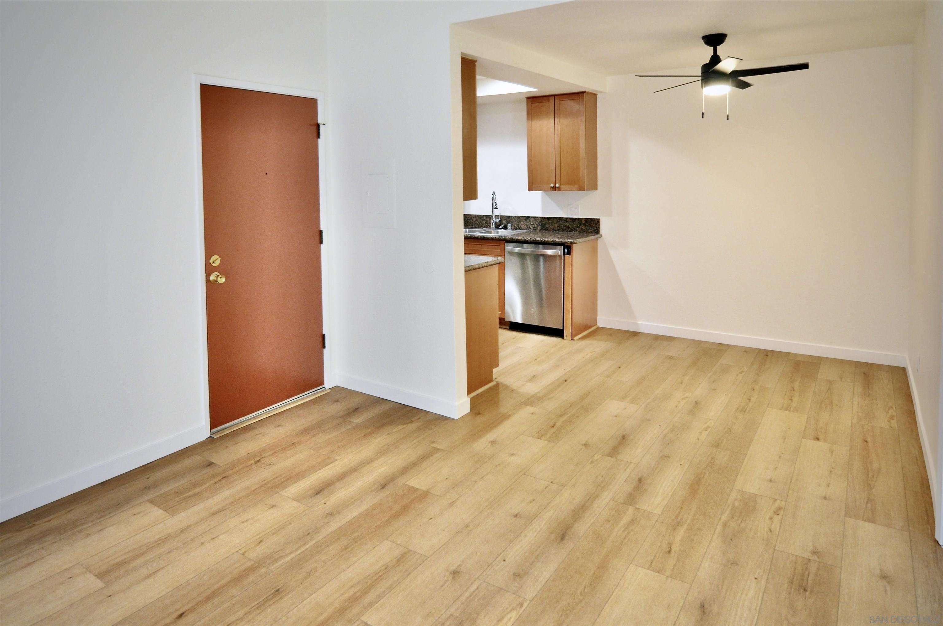 Front Image Thumbnail for SD250044473