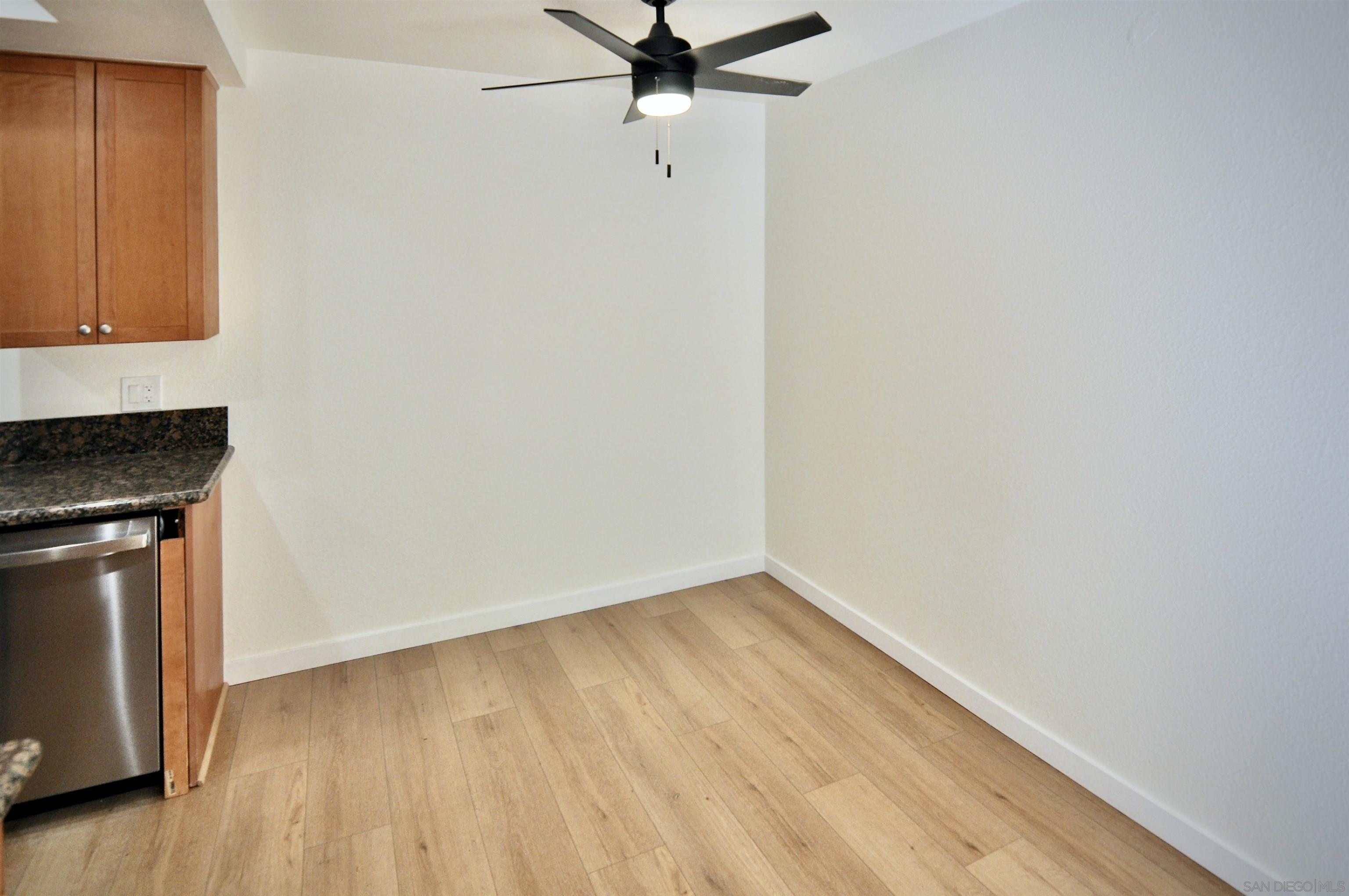 Detail Gallery Image 13 of 41 For 10240  Black Mountain Rd  #106,  San Diego,  CA 92126 - 1 Beds | 1 Baths