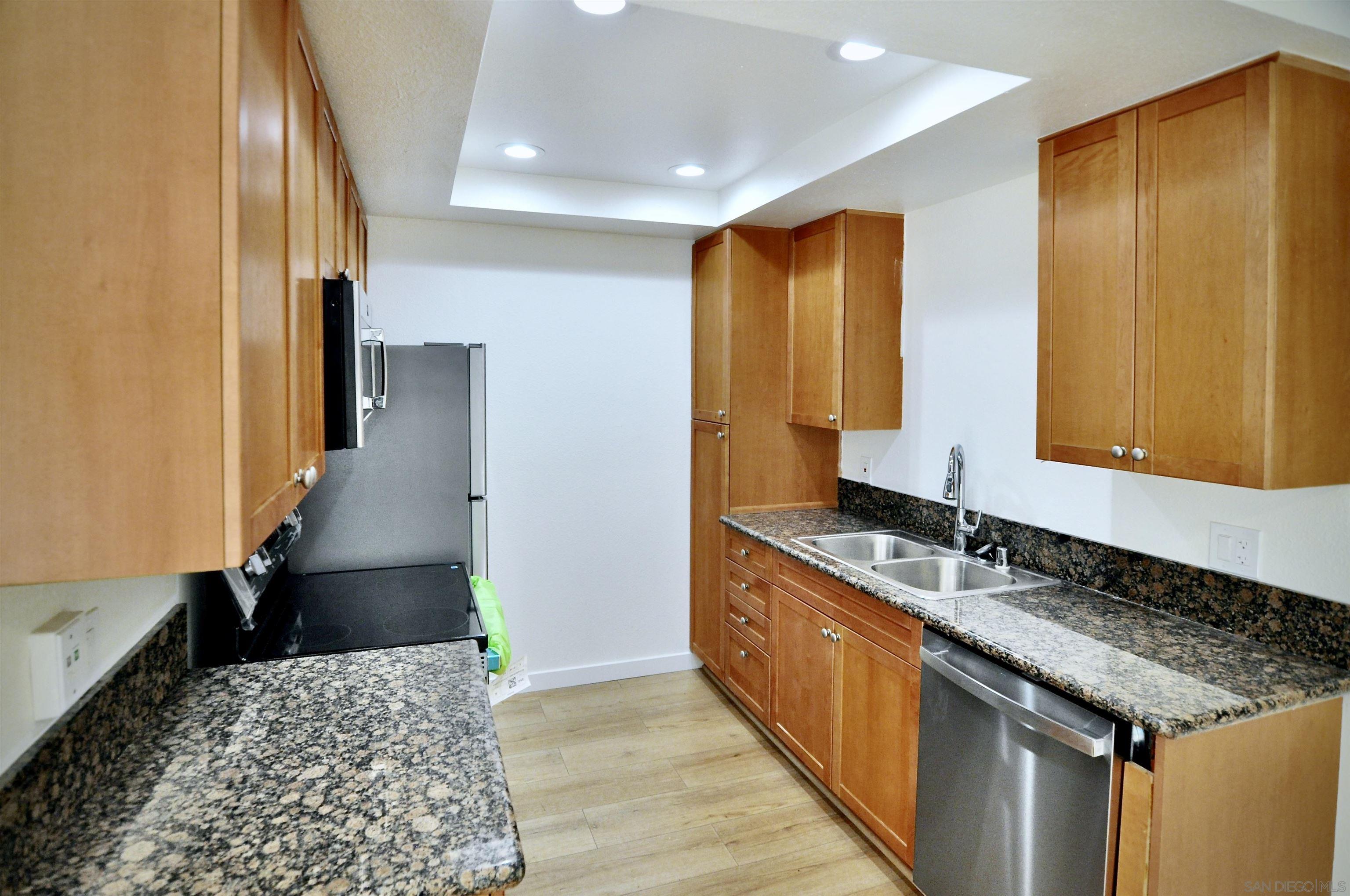 Detail Gallery Image 16 of 41 For 10240  Black Mountain Rd  #106,  San Diego,  CA 92126 - 1 Beds | 1 Baths