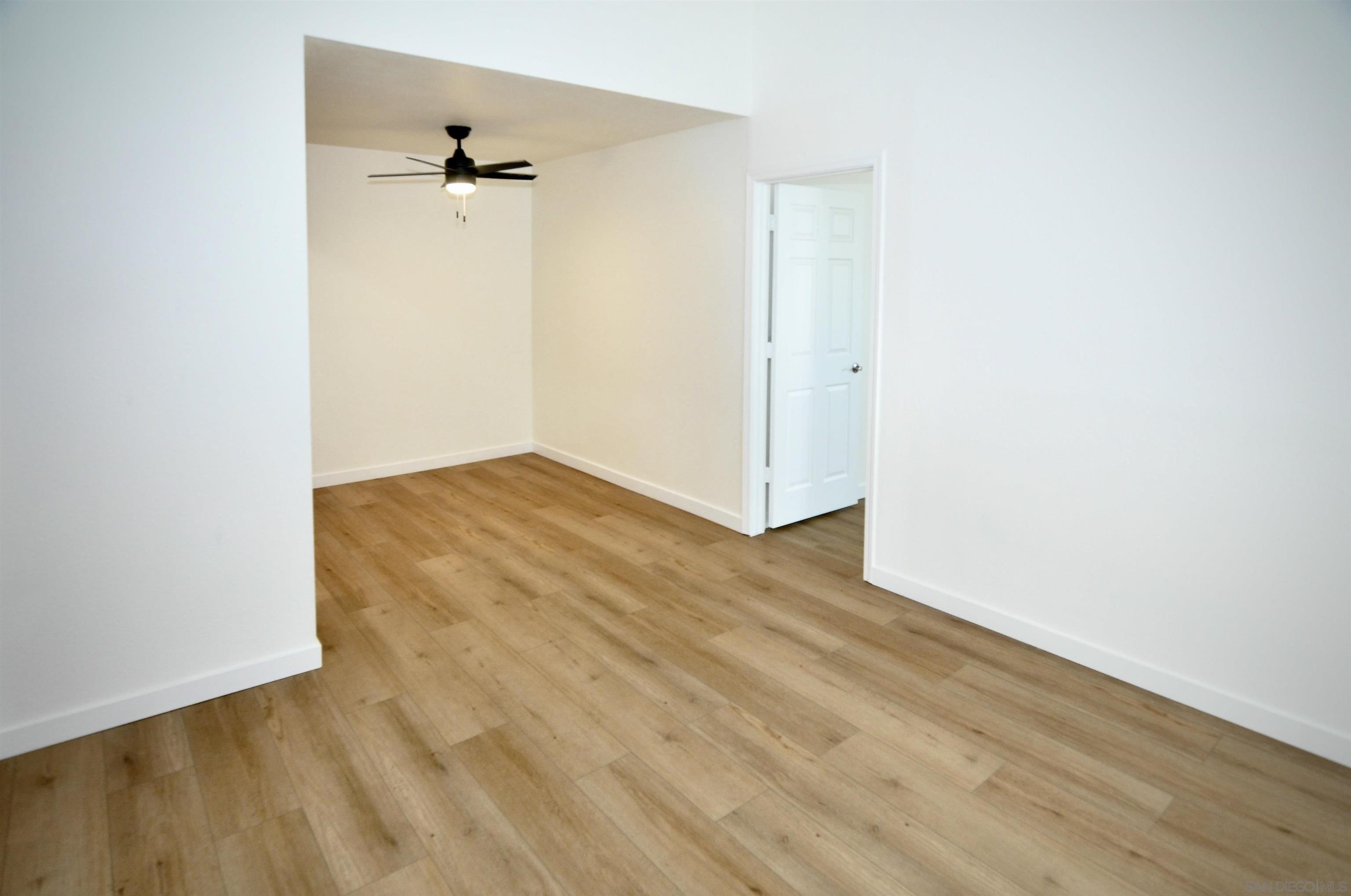 Detail Gallery Image 9 of 41 For 10240  Black Mountain Rd  #106,  San Diego,  CA 92126 - 1 Beds | 1 Baths