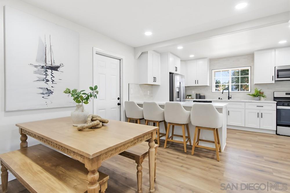 Detail Gallery Image 17 of 36 For 2604  Magnolia Ave, San Diego,  CA 92109 - 4 Beds | 2 Baths