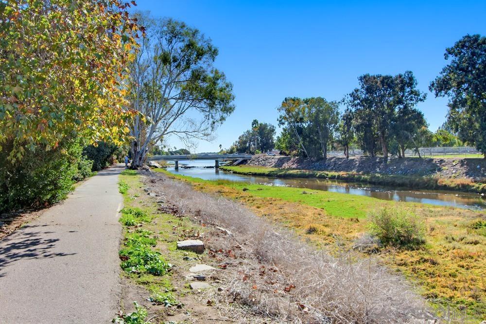 Detail Gallery Image 4 of 36 For 2604  Magnolia Ave, San Diego,  CA 92109 - 4 Beds | 2 Baths