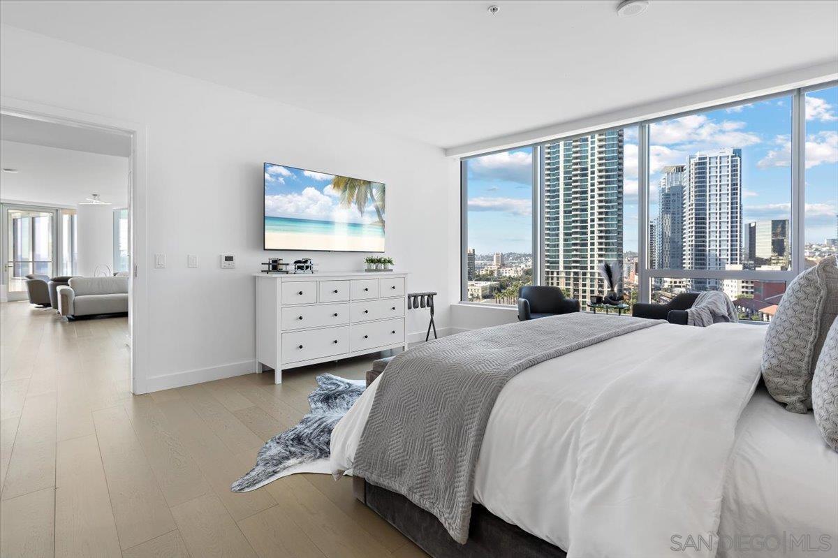 Detail Gallery Image 18 of 66 For 888 W E Street  #1001,  San Diego,  CA 92101 - 3 Beds | 2/1 Baths