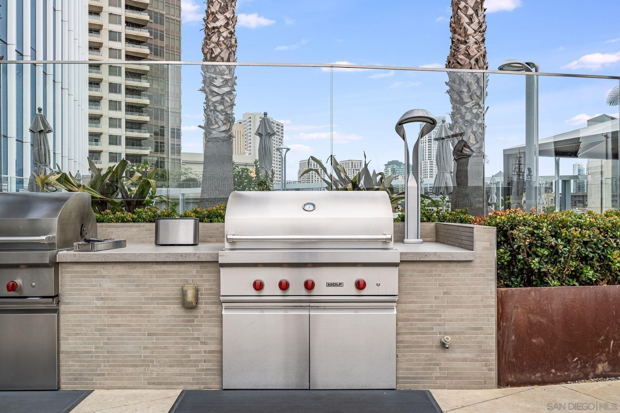 Detail Gallery Image 50 of 66 For 888 W E Street  #1001,  San Diego,  CA 92101 - 3 Beds | 2/1 Baths