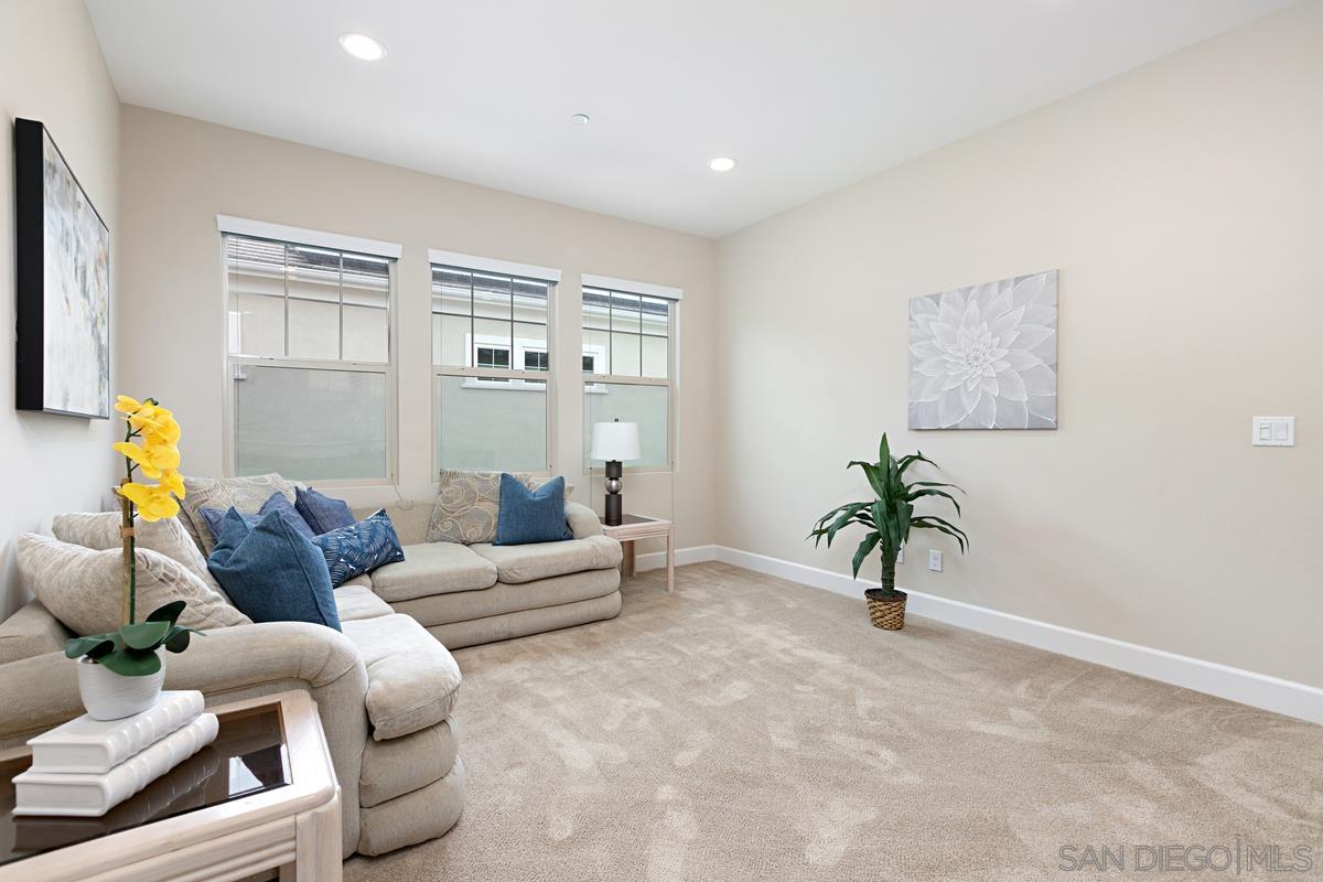 Detail Gallery Image 23 of 31 For 13593  Dondero Place, San Diego,  CA 92130 - 4 Beds | 3 Baths