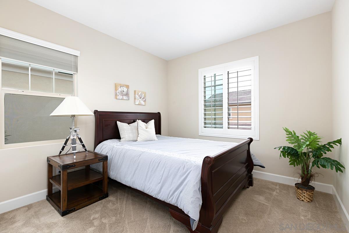 Detail Gallery Image 27 of 31 For 13593  Dondero Place, San Diego,  CA 92130 - 4 Beds | 3 Baths