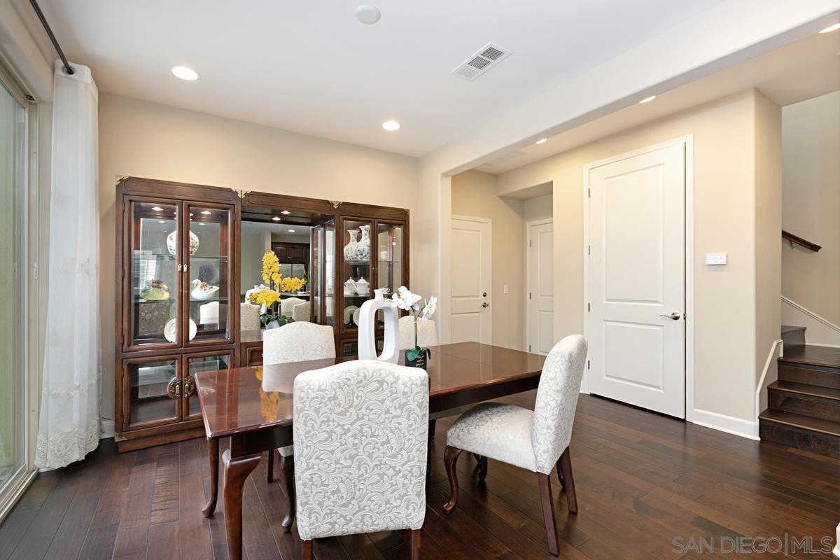 Detail Gallery Image 7 of 31 For 13593  Dondero Place, San Diego,  CA 92130 - 4 Beds | 3 Baths