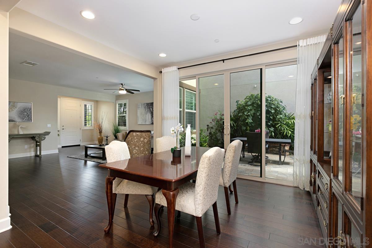 Detail Gallery Image 9 of 31 For 13593  Dondero Place, San Diego,  CA 92130 - 4 Beds | 3 Baths