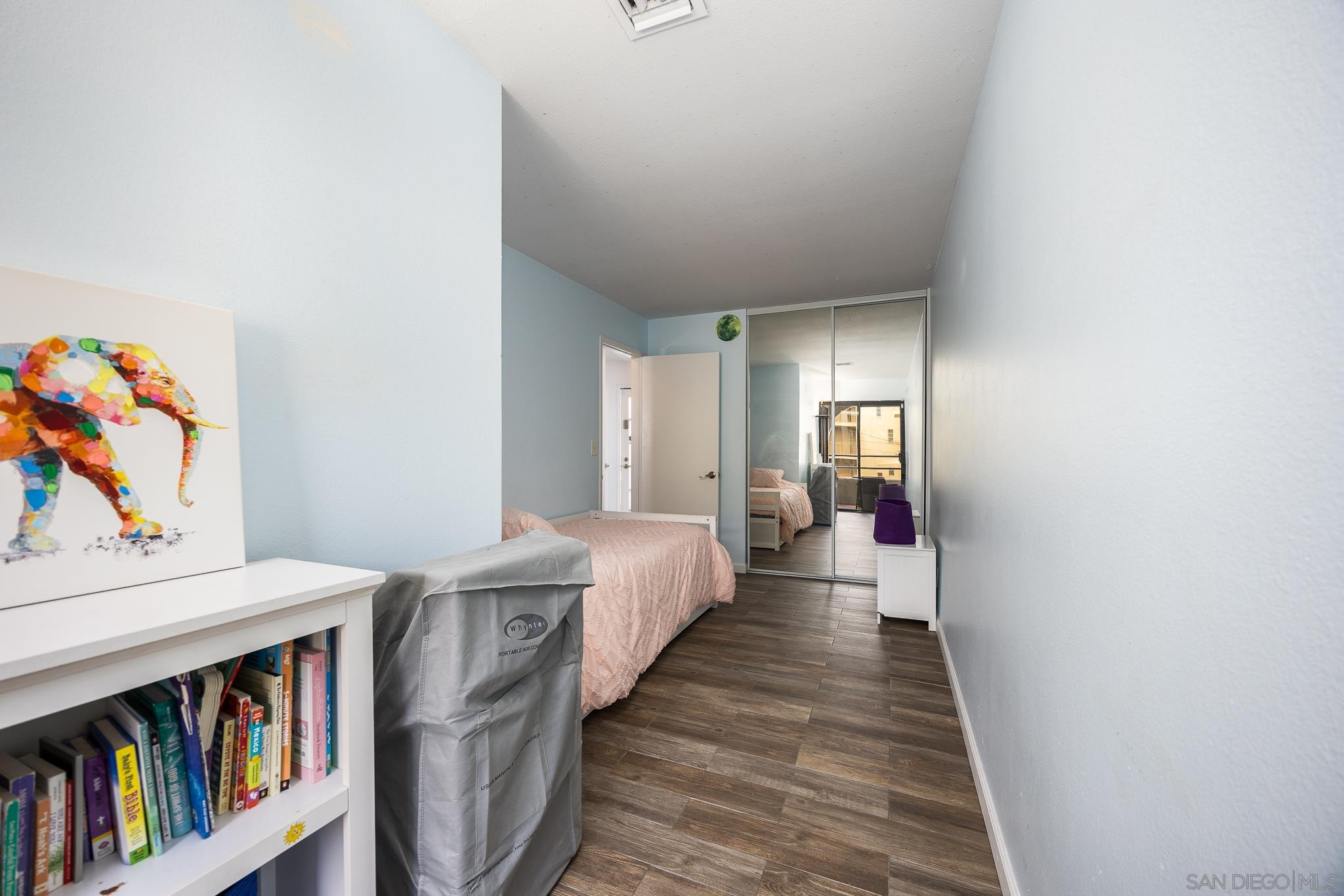 Detail Gallery Image 14 of 24 For 3568  Front St  #D,  San Diego,  CA 92103 - 3 Beds | 2/1 Baths