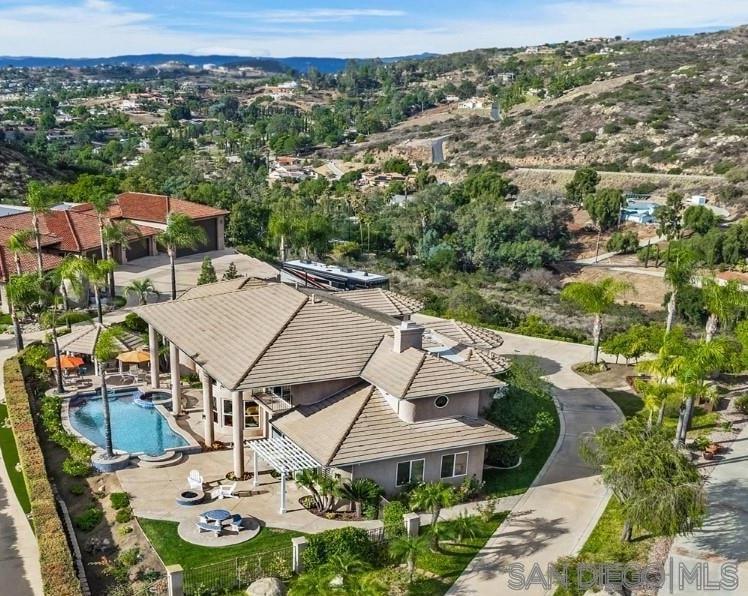 Detail Gallery Image 11 of 35 For 836  Camelot Pkwy, El Cajon,  CA 92019 - 4 Beds | 3/1 Baths