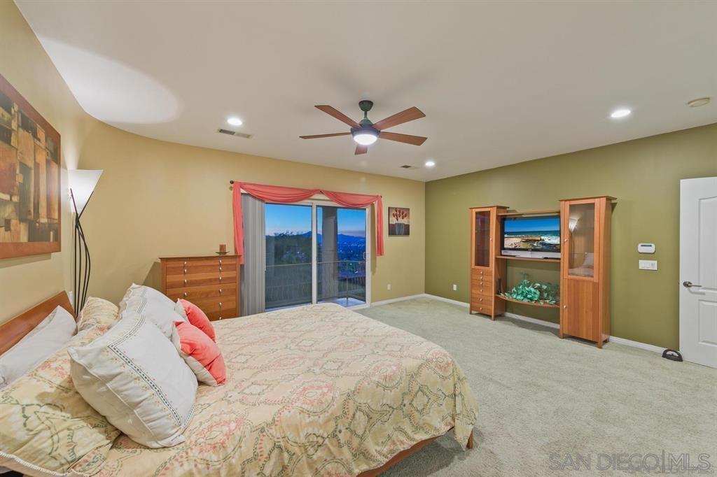 Detail Gallery Image 29 of 35 For 836  Camelot Pkwy, El Cajon,  CA 92019 - 4 Beds | 3/1 Baths