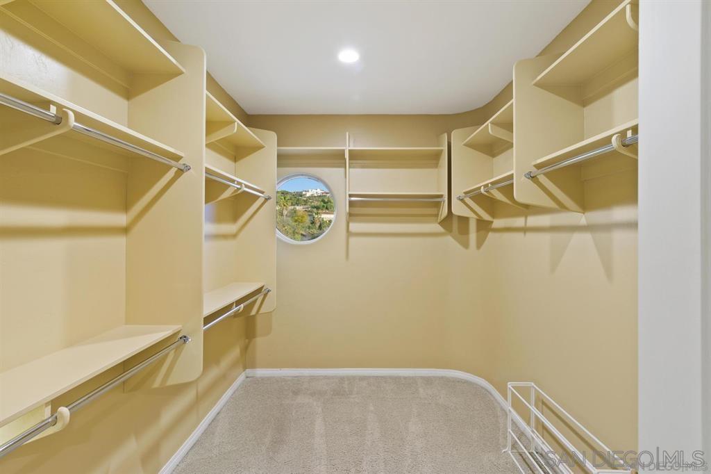 Detail Gallery Image 34 of 40 For 836  Camelot Pkwy, El Cajon,  CA 92019 - 4 Beds | 3/1 Baths