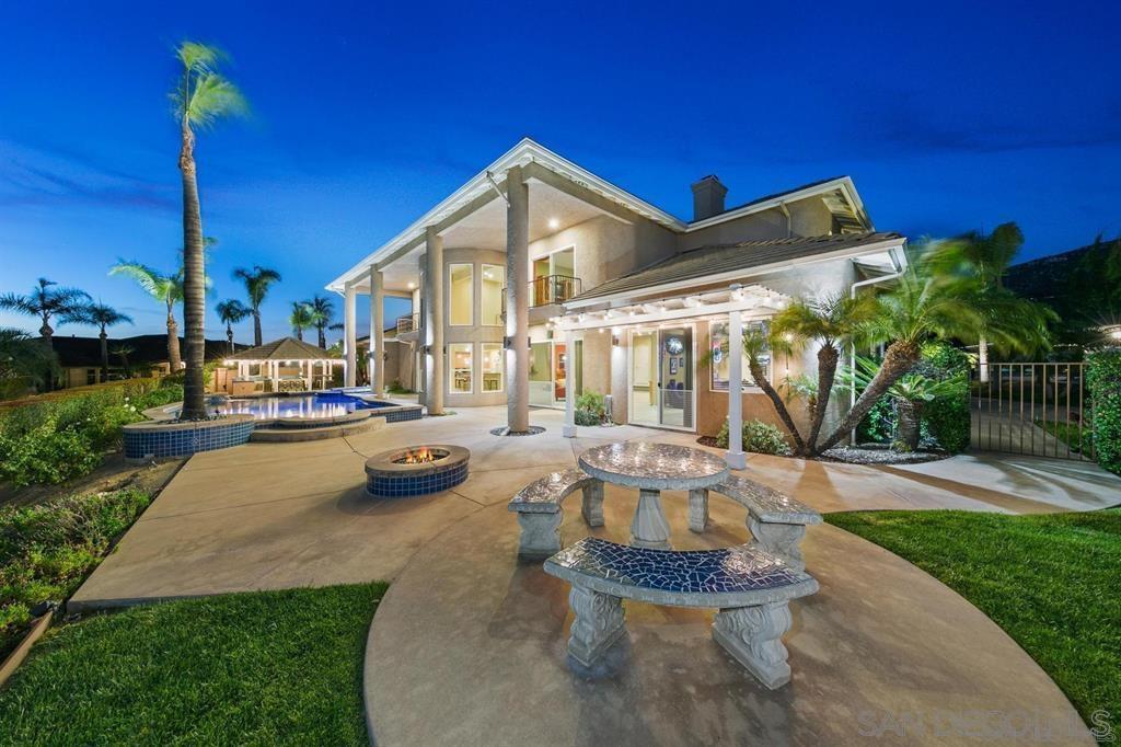 Detail Gallery Image 10 of 40 For 836  Camelot Pkwy, El Cajon,  CA 92019 - 4 Beds | 3/1 Baths