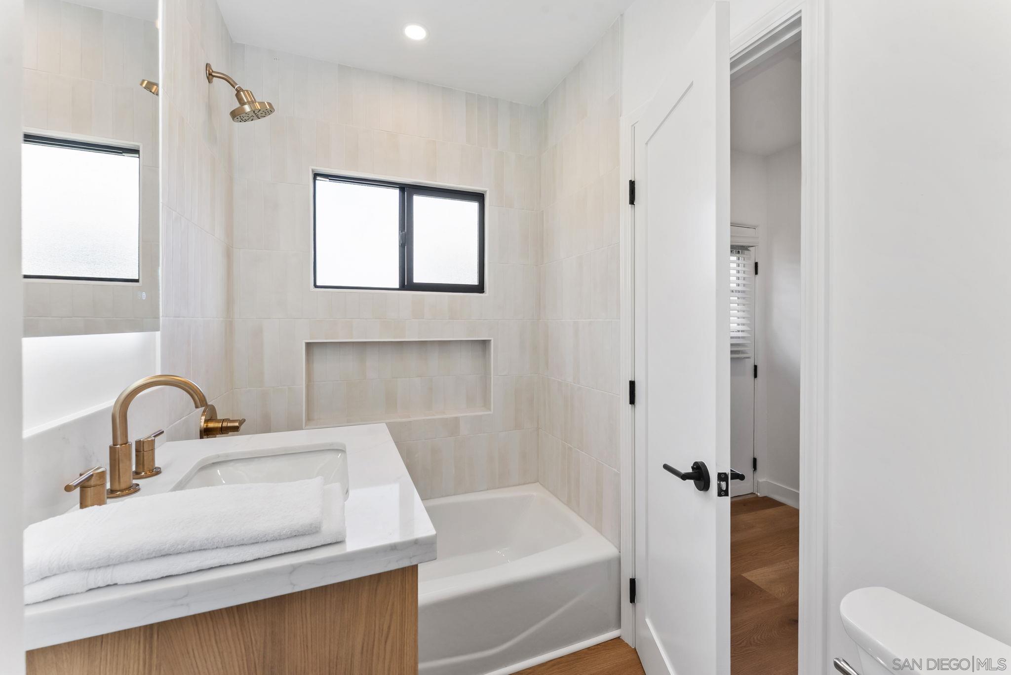 Detail Gallery Image 32 of 38 For 4665  Arizona St, San Diego,  CA 92116 - 5 Beds | 3/1 Baths