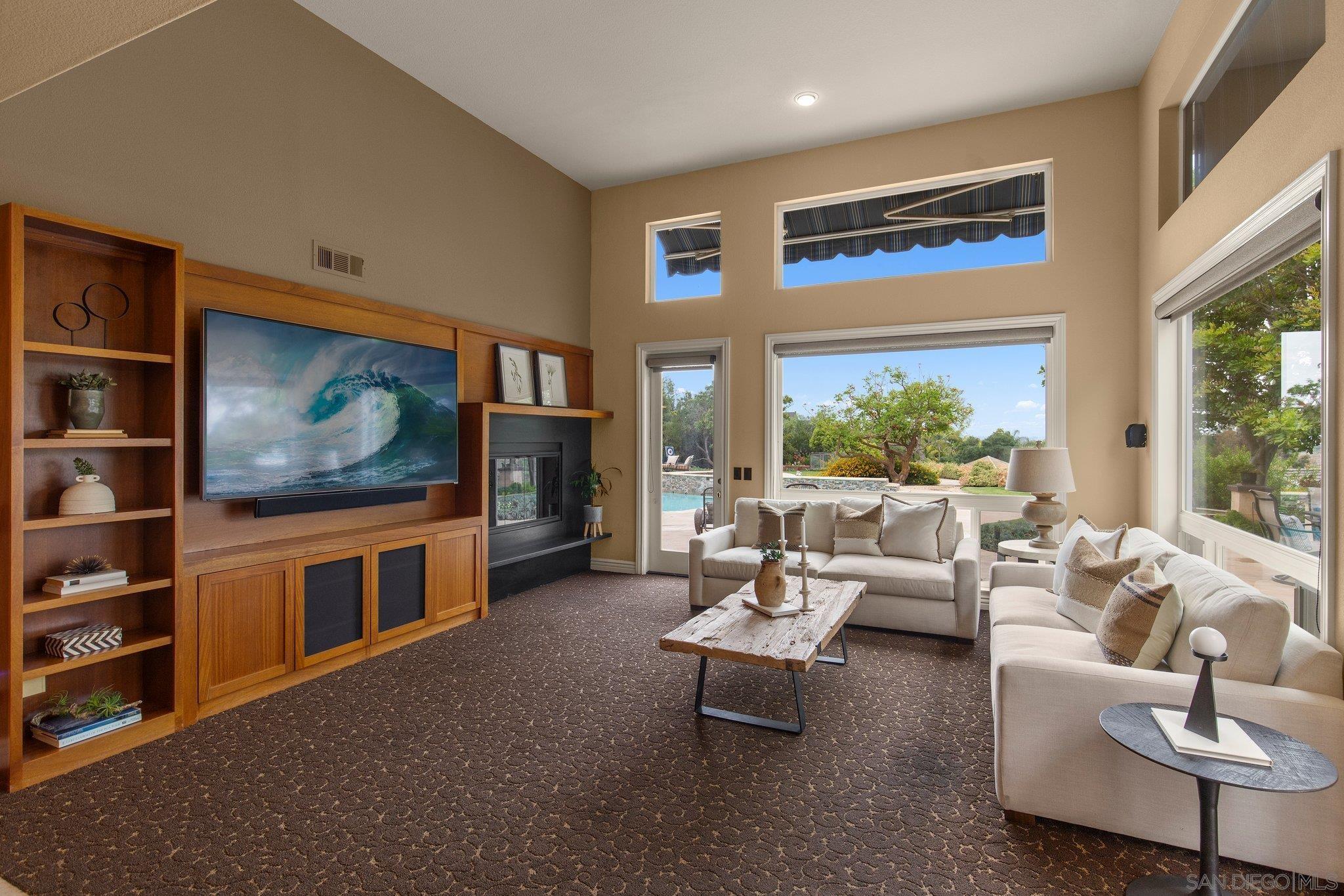 Detail Gallery Image 20 of 75 For 521  Latigo Row, Encinitas,  CA 92024 - 5 Beds | 4/1 Baths