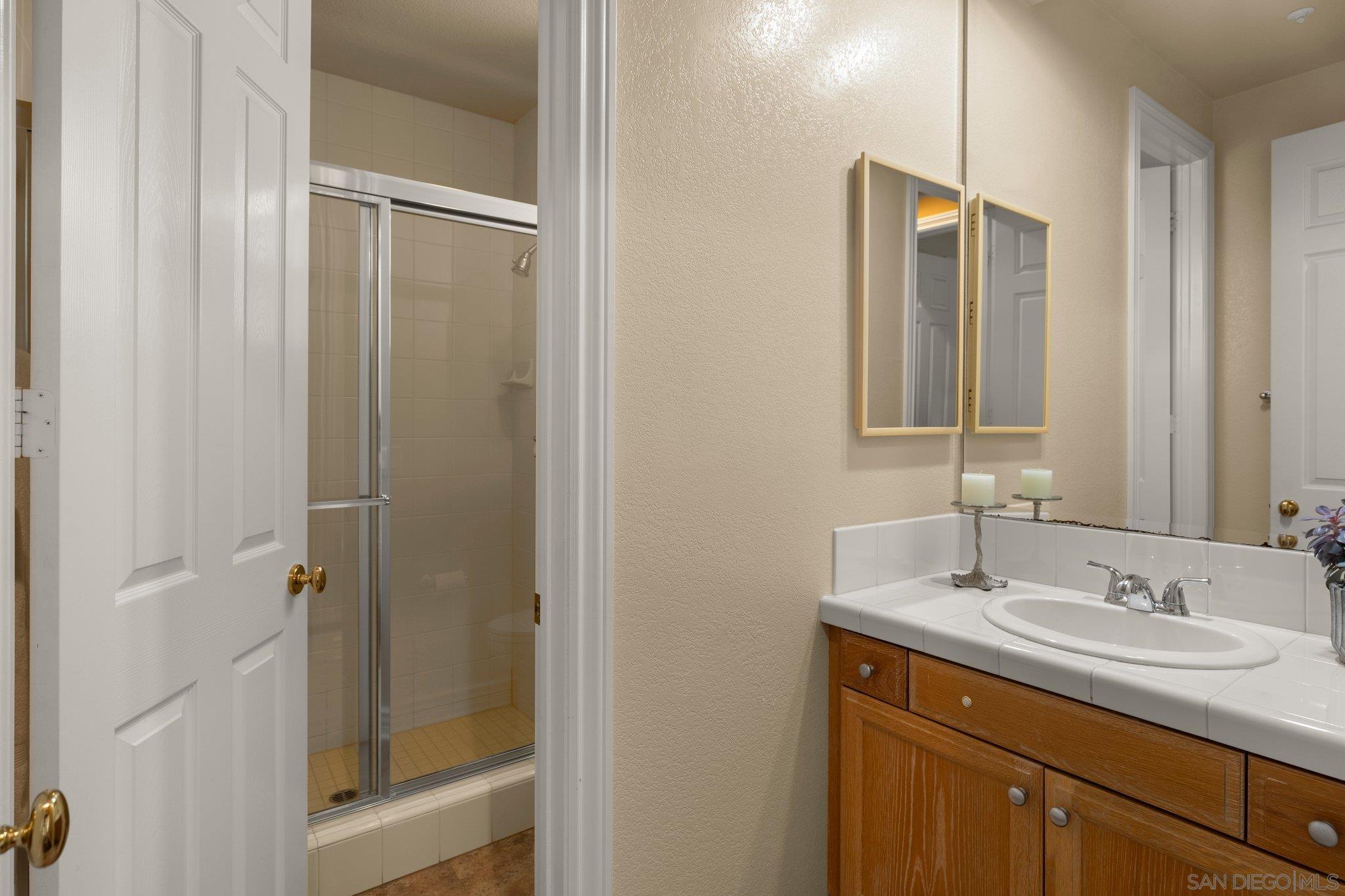 Detail Gallery Image 27 of 75 For 521  Latigo Row, Encinitas,  CA 92024 - 5 Beds | 4/1 Baths