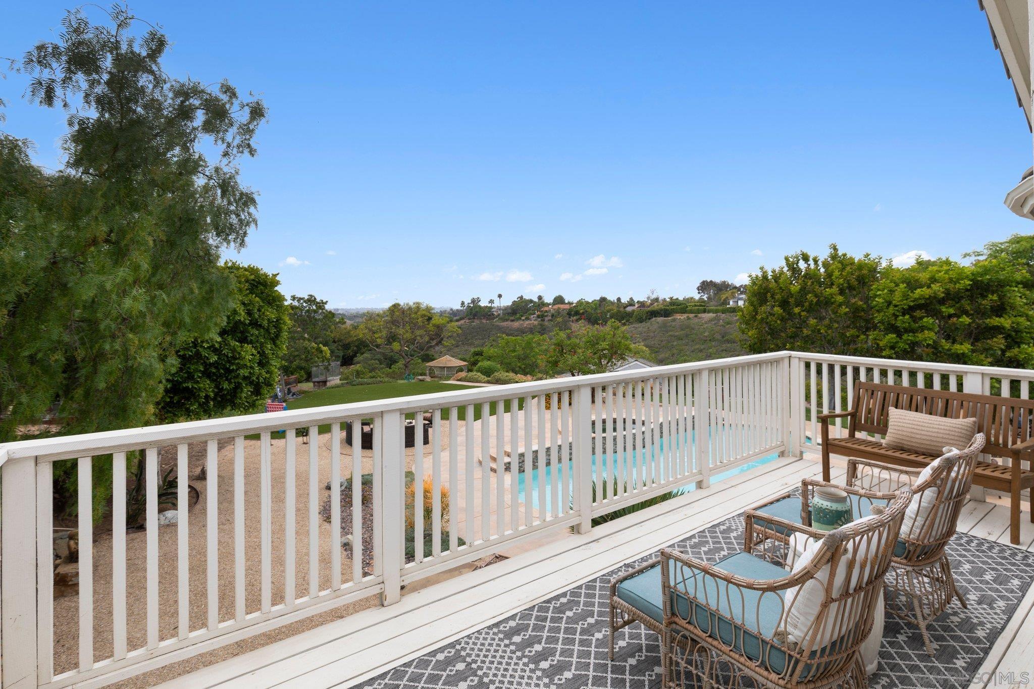 Detail Gallery Image 31 of 75 For 521  Latigo Row, Encinitas,  CA 92024 - 5 Beds | 4/1 Baths