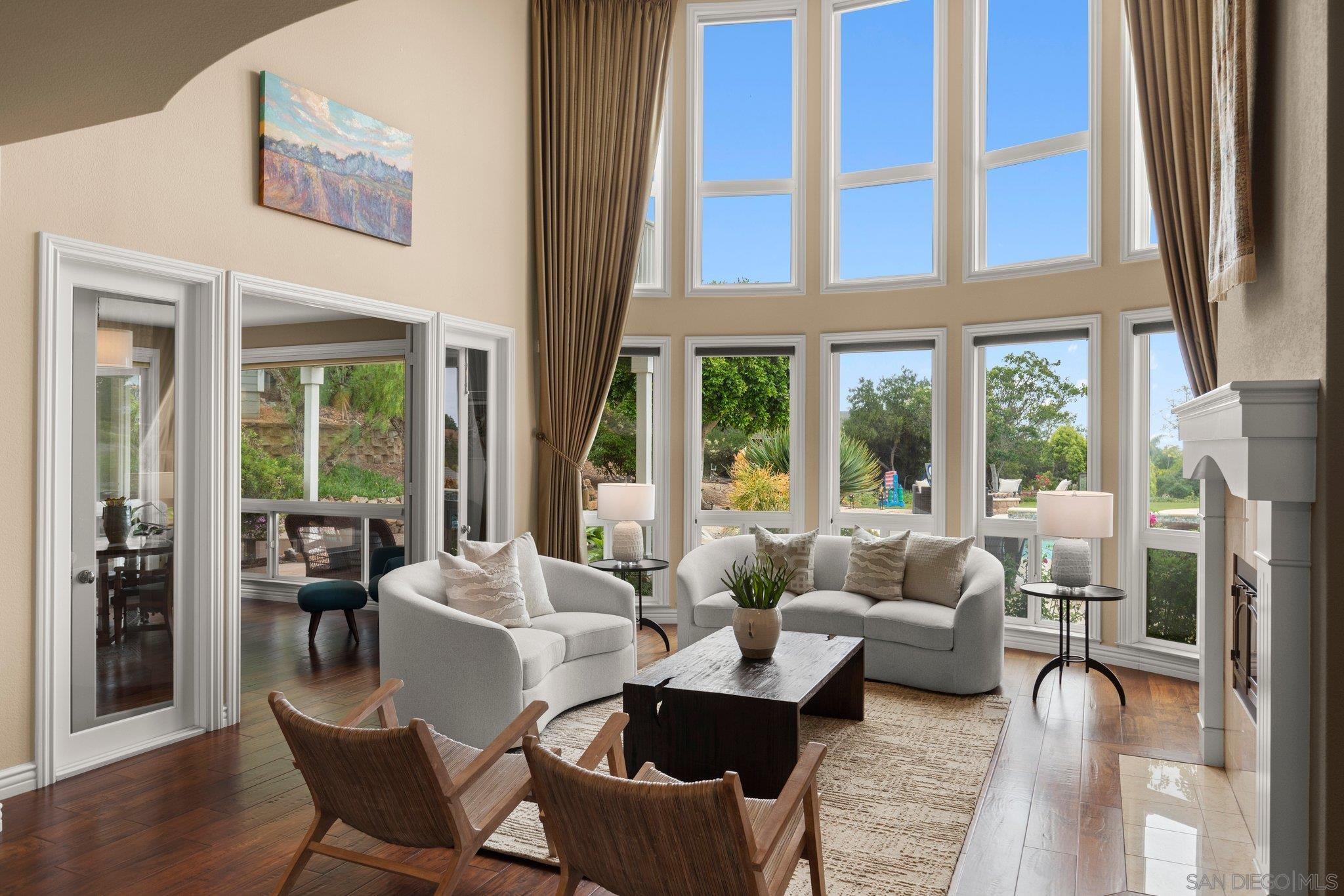 Detail Gallery Image 9 of 75 For 521  Latigo Row, Encinitas,  CA 92024 - 5 Beds | 4/1 Baths