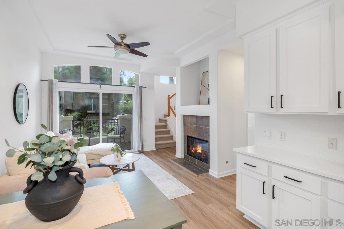 Detail Gallery Image 13 of 41 For 2842  Farragut Road  #131,  San Diego,  CA 92106 - 3 Beds | 3 Baths