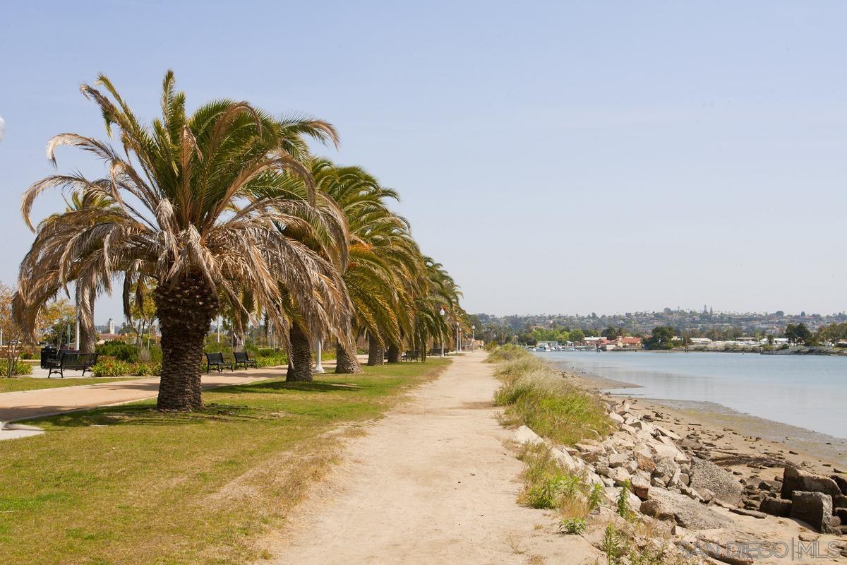 Detail Gallery Image 28 of 41 For 2842  Farragut Road  #131,  San Diego,  CA 92106 - 3 Beds | 3 Baths