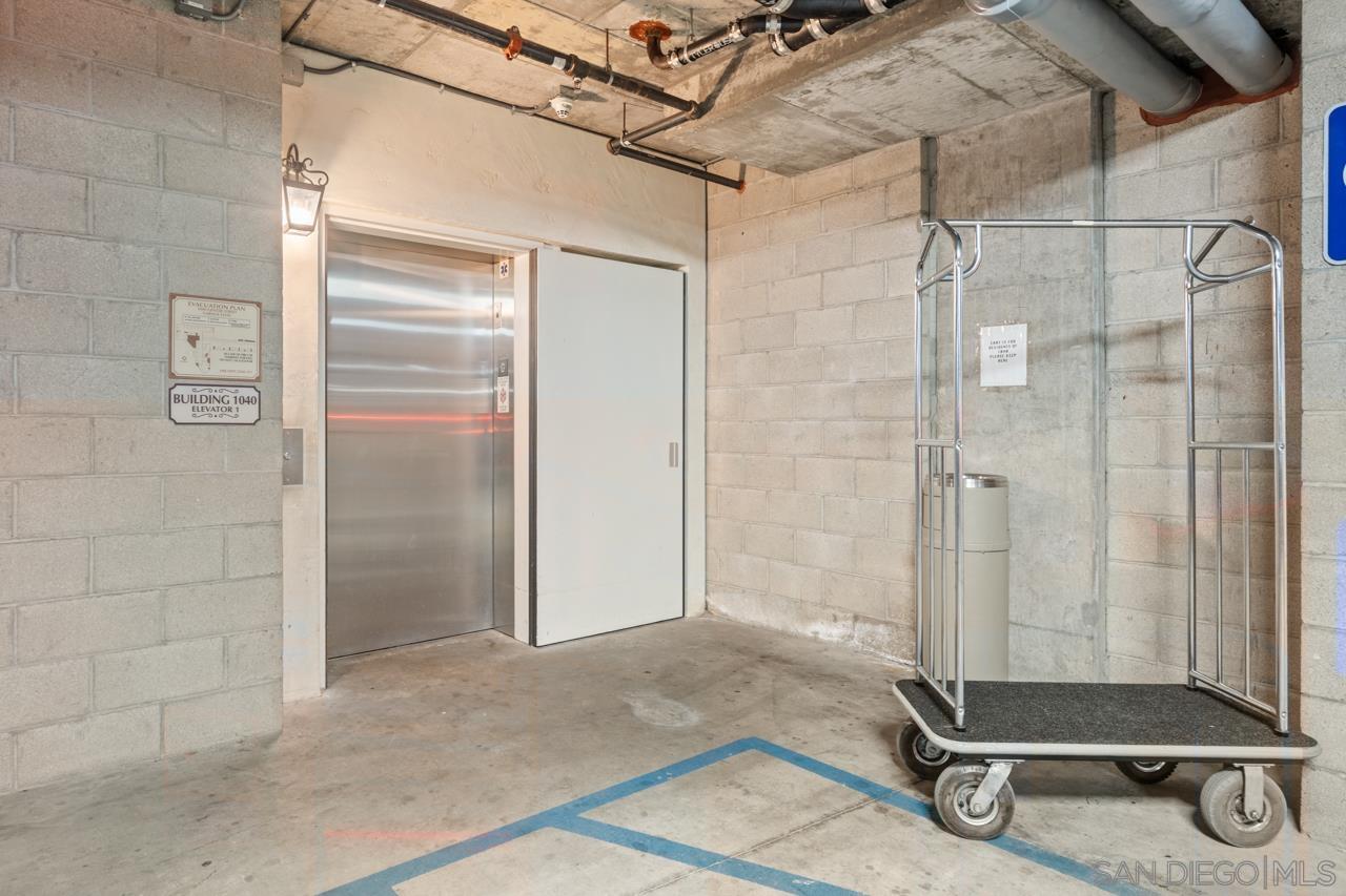 Detail Gallery Image 48 of 49 For 1040  Genter St  #103,  La Jolla,  CA 92037 - 3 Beds | 3 Baths