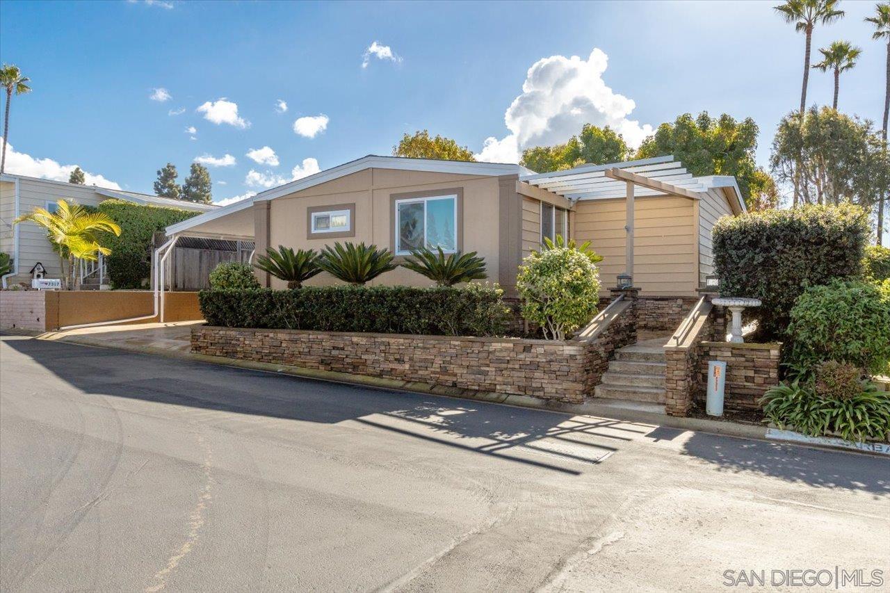 Detail Gallery Image 3 of 46 For 7317  Santa Barbara Street  #292,  Carlsbad,  CA 92011 - 2 Beds | 2 Baths