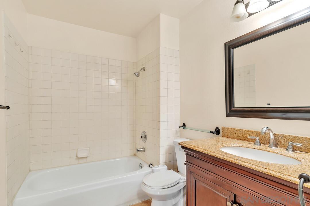 Detail Gallery Image 24 of 30 For 7962  Mission Center Ct  #F,  San Diego,  CA 92108 - 2 Beds | 1/1 Baths