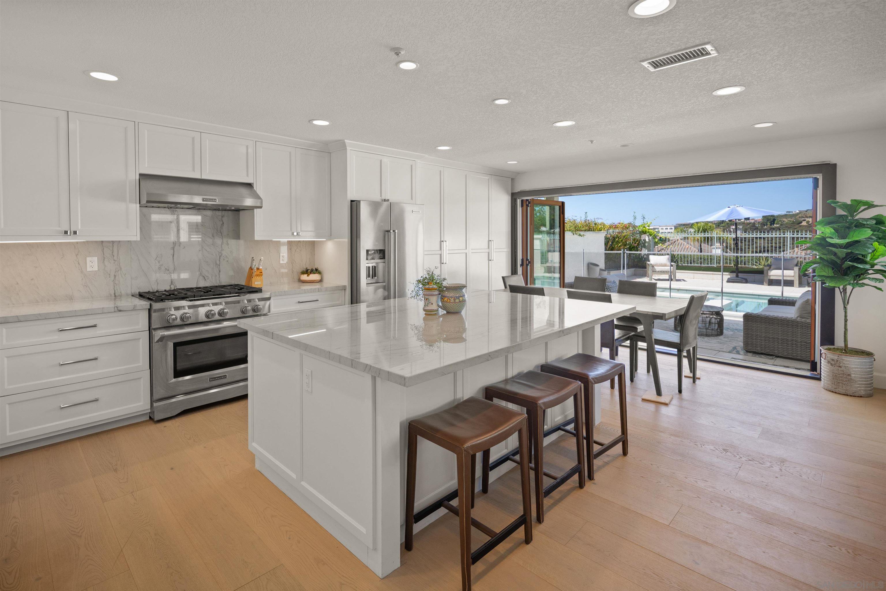 Detail Gallery Image 12 of 34 For 37  Santa Lucia, Dana Point,  CA 92629 - 3 Beds | 2/1 Baths