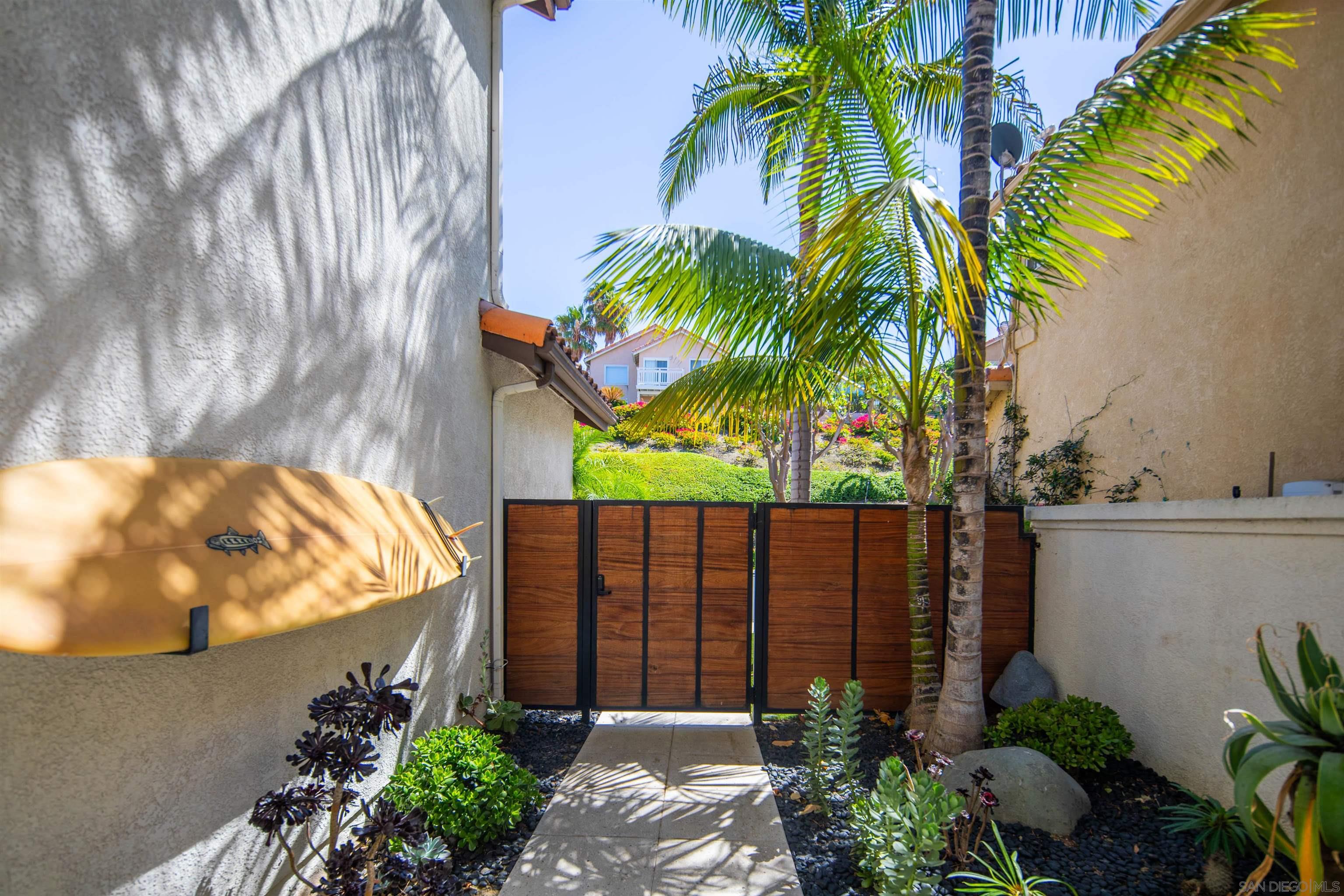 Detail Gallery Image 10 of 34 For 37  Santa Lucia, Dana Point,  CA 92629 - 3 Beds | 2/1 Baths