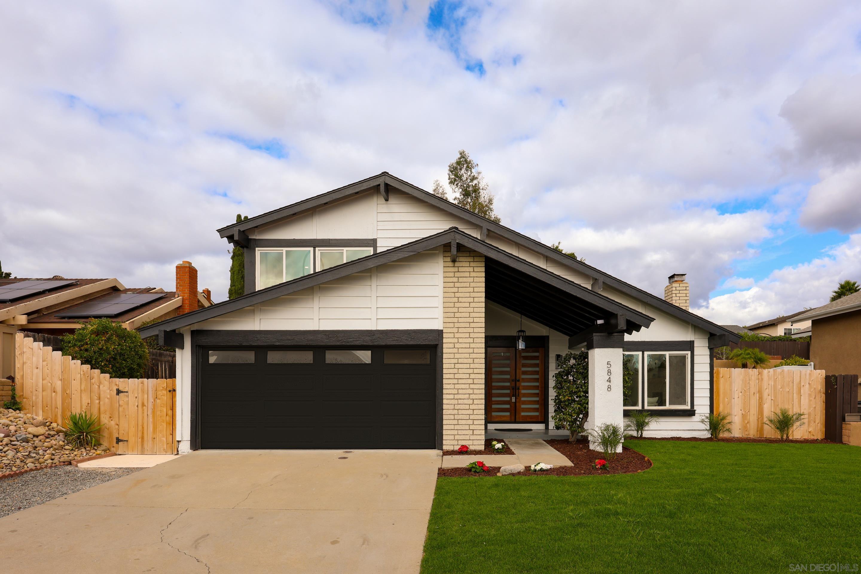 Detail Gallery Image 7 of 55 For 5848  Antigua Blvd, San Diego,  CA 92124 - 4 Beds | 2/1 Baths