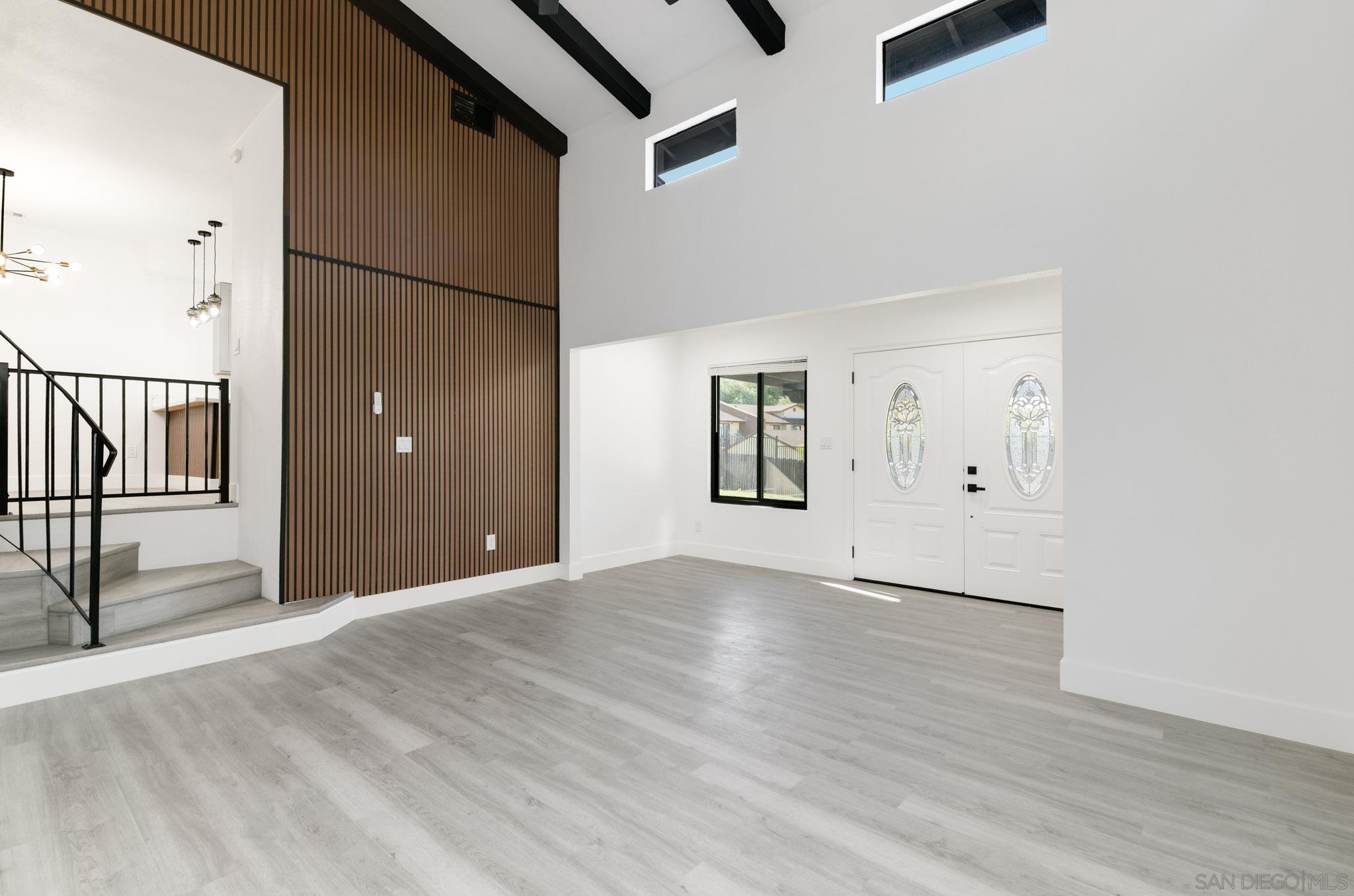 Detail Gallery Image 9 of 38 For 3443  Golden View Ter, Lemon Grove,  CA 91945 - 4 Beds | 2 Baths