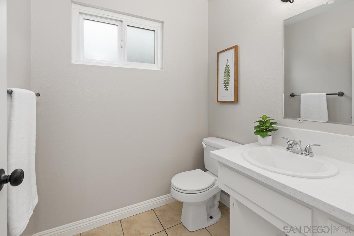 Detail Gallery Image 14 of 40 For 5800  Lake Murray Blvd  #49,  La Mesa,  CA 91942 - 3 Beds | 2/1 Baths